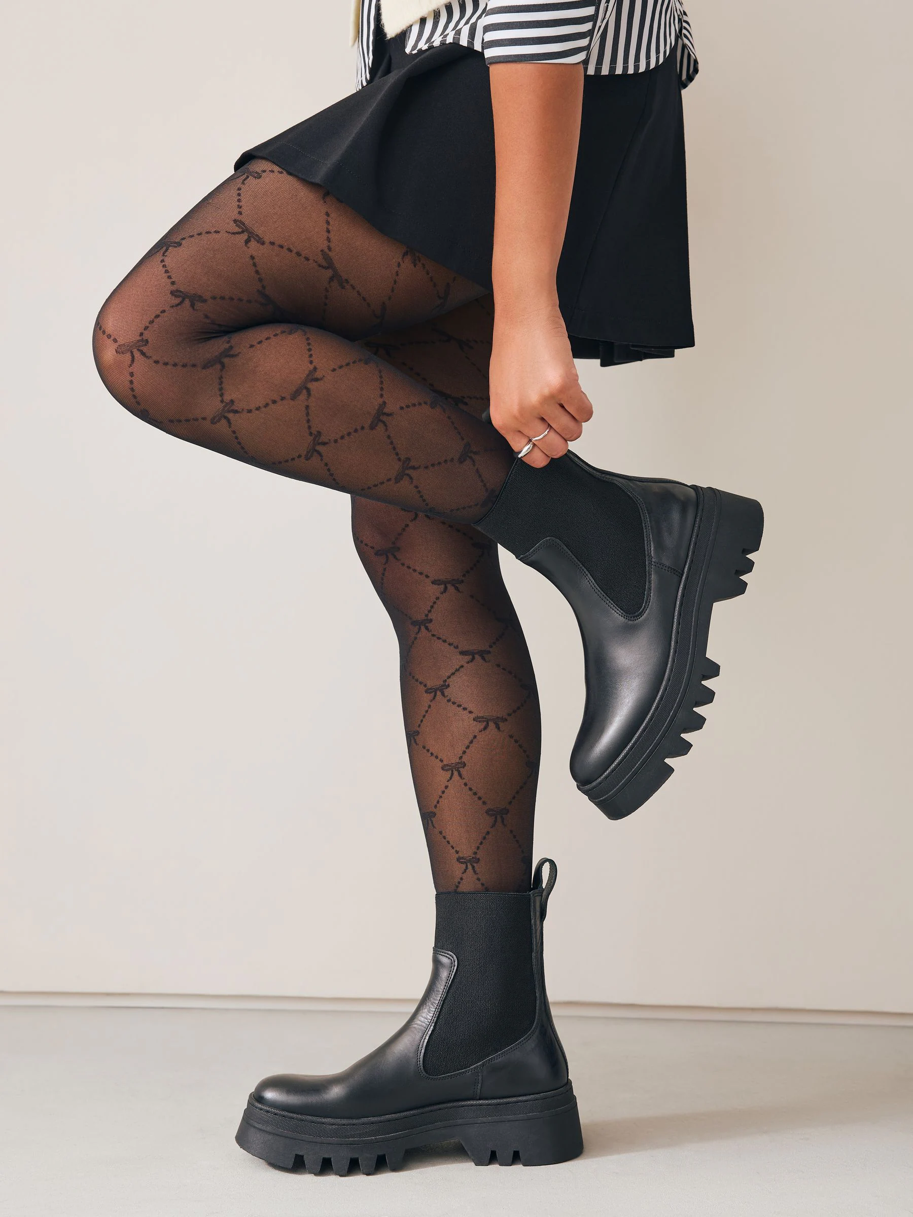 Zwarte strikruit - 1 Panty's met patroon