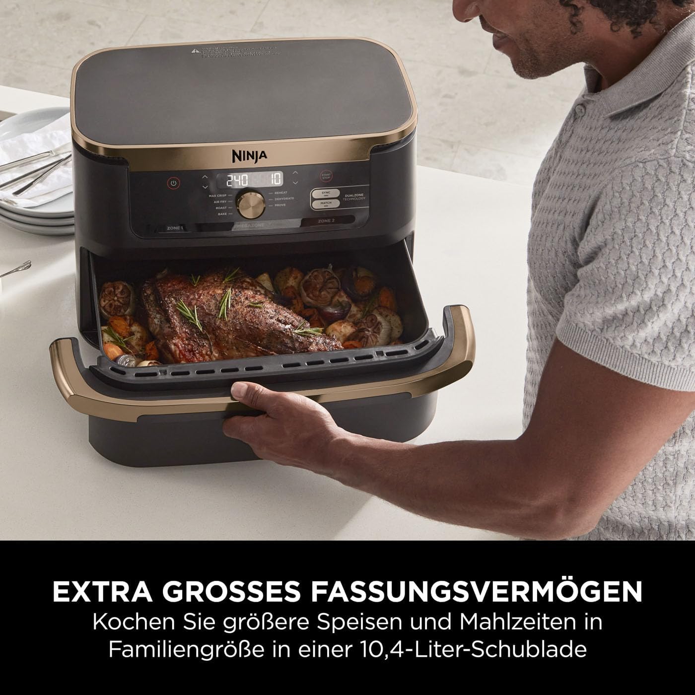 Ninja Foodi FlexDrawer Dual Zone Heißluftfritteuse, Air fryer mit 10,4-Fach und herausnehmbarem Trenner, Antihaftbeschichtung, spülmaschinenfester Korb, 7-in-1, Schwarz & Kupfer, AF500EUCP