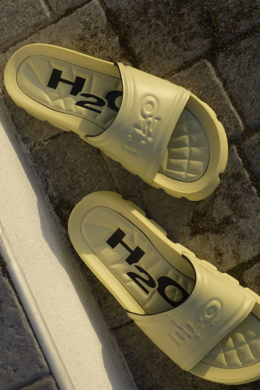 H2O Trek Sandal 5040 light yellow