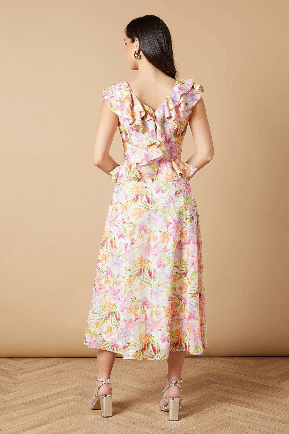 Oasis Robe Midi à Col V avec Détails de Volants Floraux