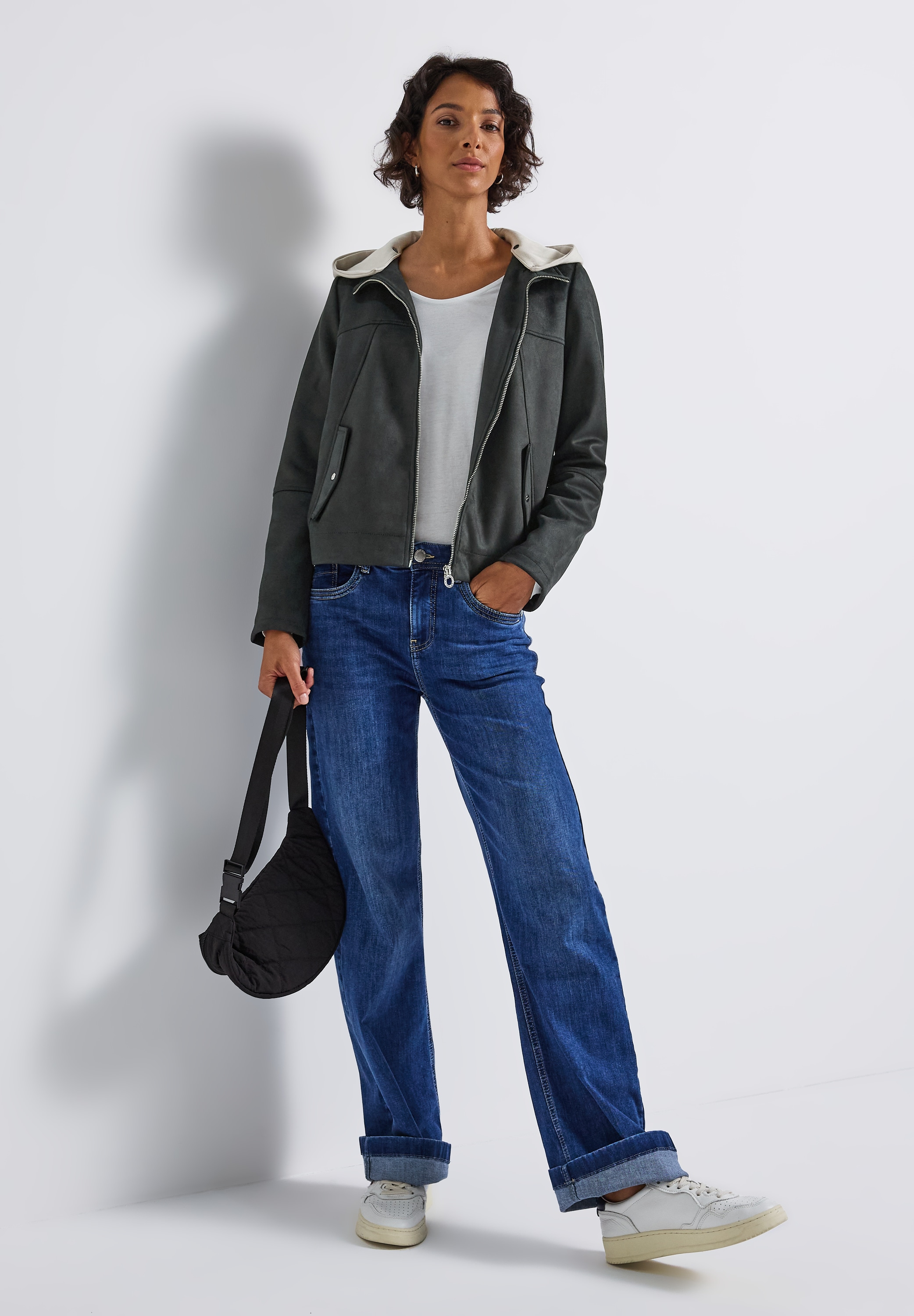 STREET ONE Blouson mitKapuze Kurze Jacke mit Stehkragen und abnehmbarer Kapuze
