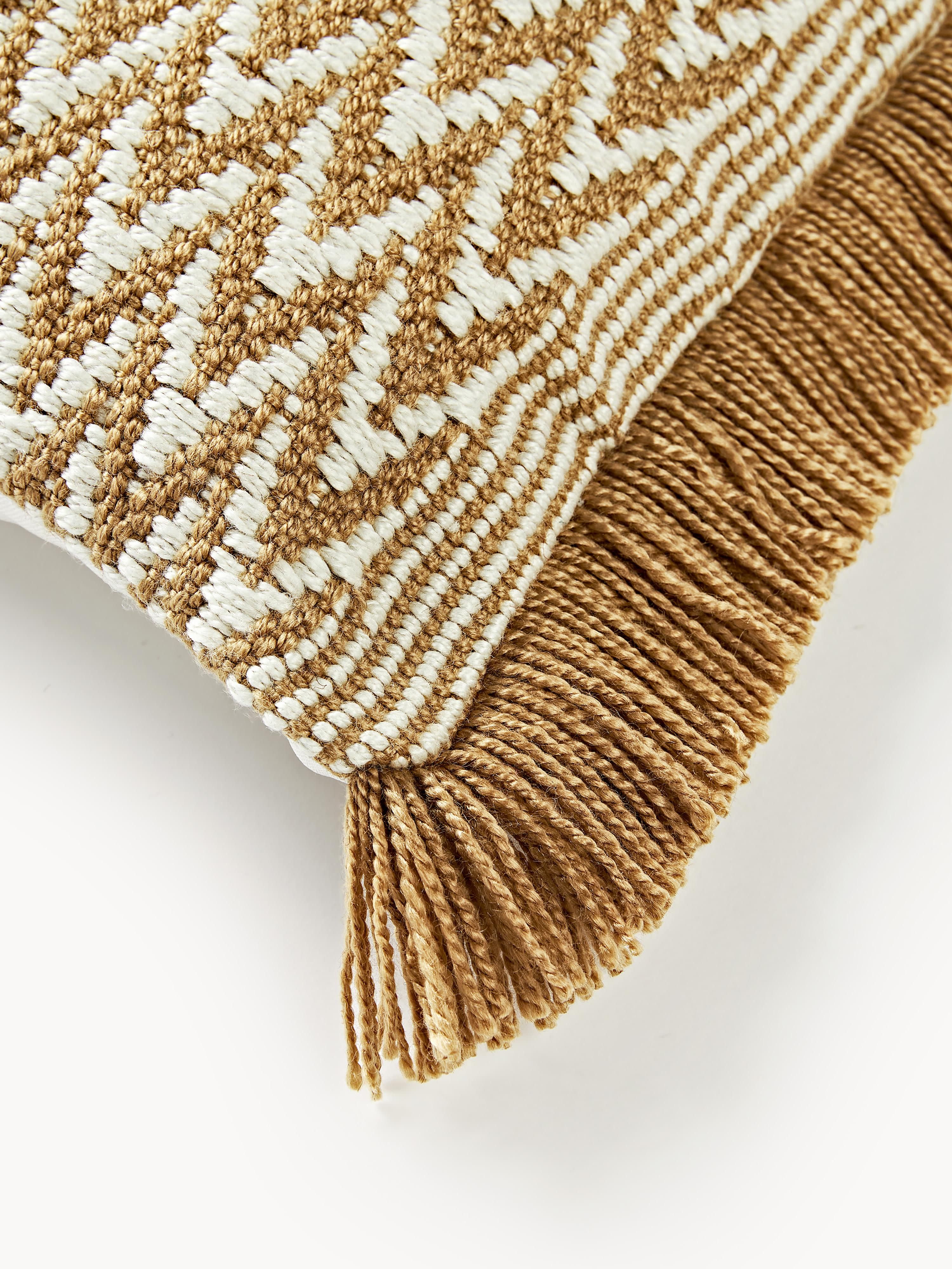 Outdoor kussenhoes Suria met geweven patroon en franjes