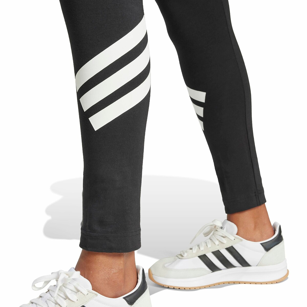 ADIDAS ROUPAS ESPORTIVAS<br>Leggings Ícones do Futuro