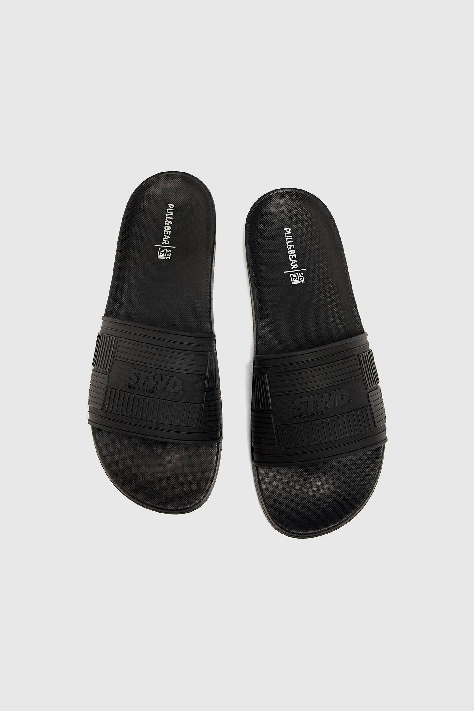 CHINELOS COM LOGOTIPO - PRETO