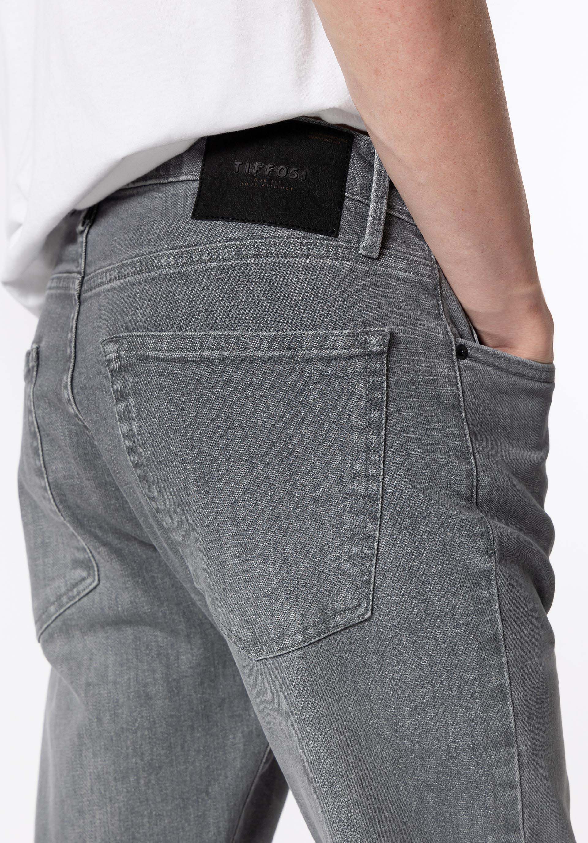 Jeans Dylan Tapered Slim Fit