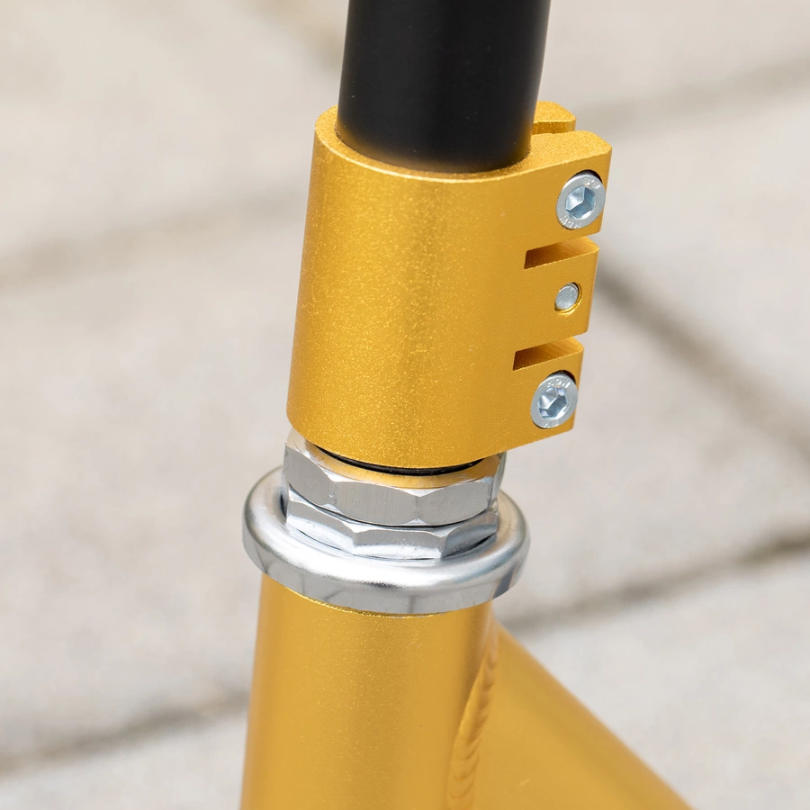 HOMCOM Stuntscooter mit dem 360° drehbaren Lenker gold