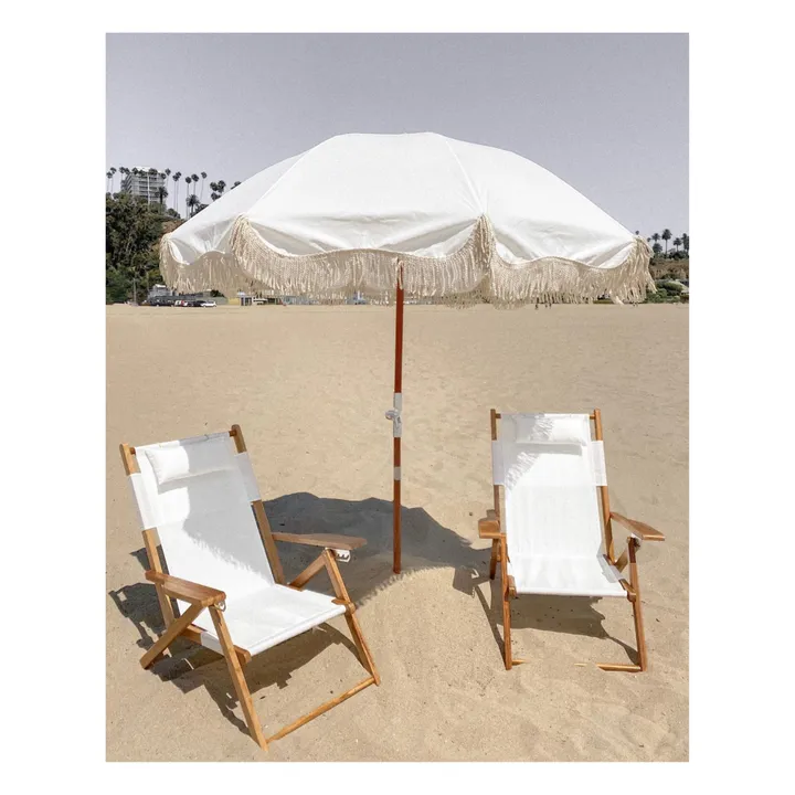 Business & Pleasure Co. Parasol frangé Premium | Blanc