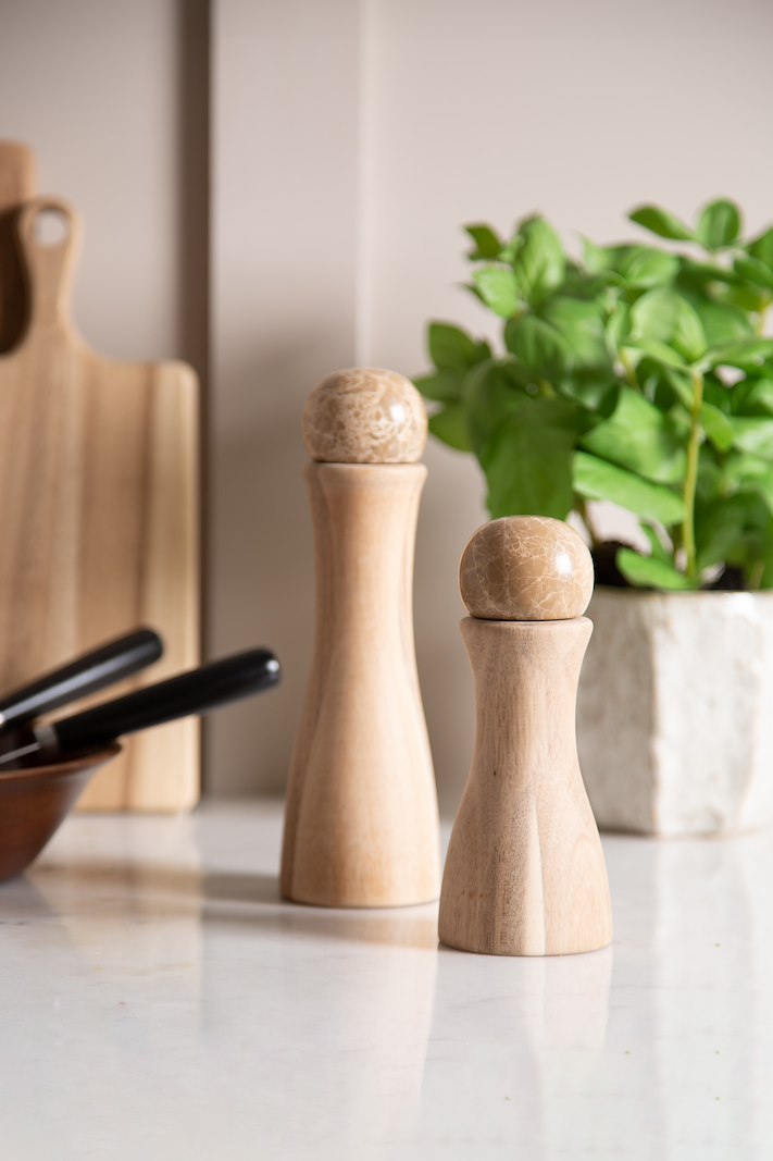 Mason salt/pepperkvern Lyst akasietre Ø6,3 H15,2 cm, FSC-sertifisert treverk