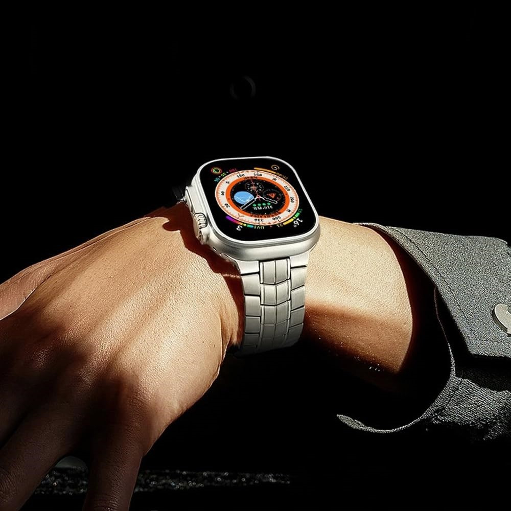 Apple Watch (49/46/45/44 mm) Edelstahl Reifenmuster Armband mit Faltschliesse (Gelenkumfang: 180 - 260 mm) - Silber
