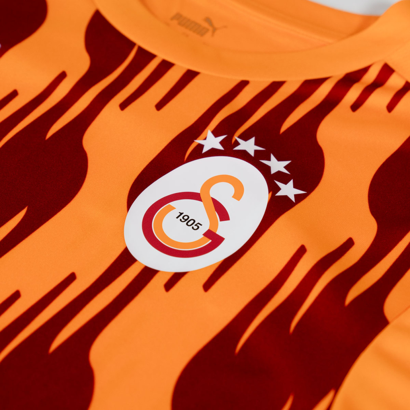 PUMA Galatasaray SK Pre-Match Trainingsshirt 2024-2025 Oranje Rood
