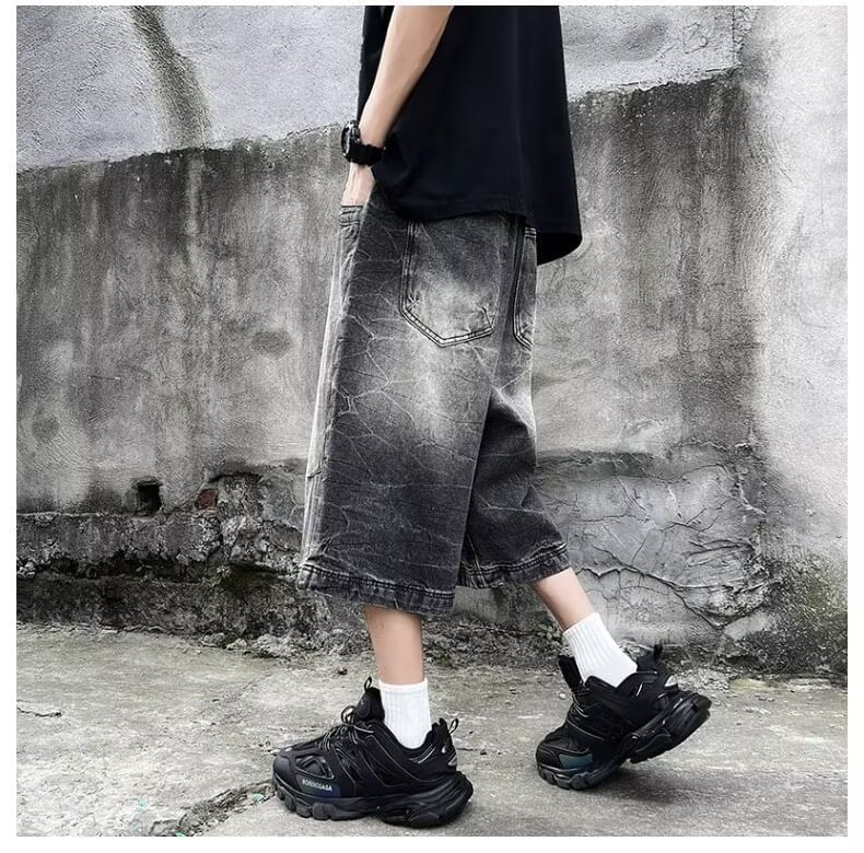 Maxelane - Mid Rise Washed Capri Wide Leg Jeans