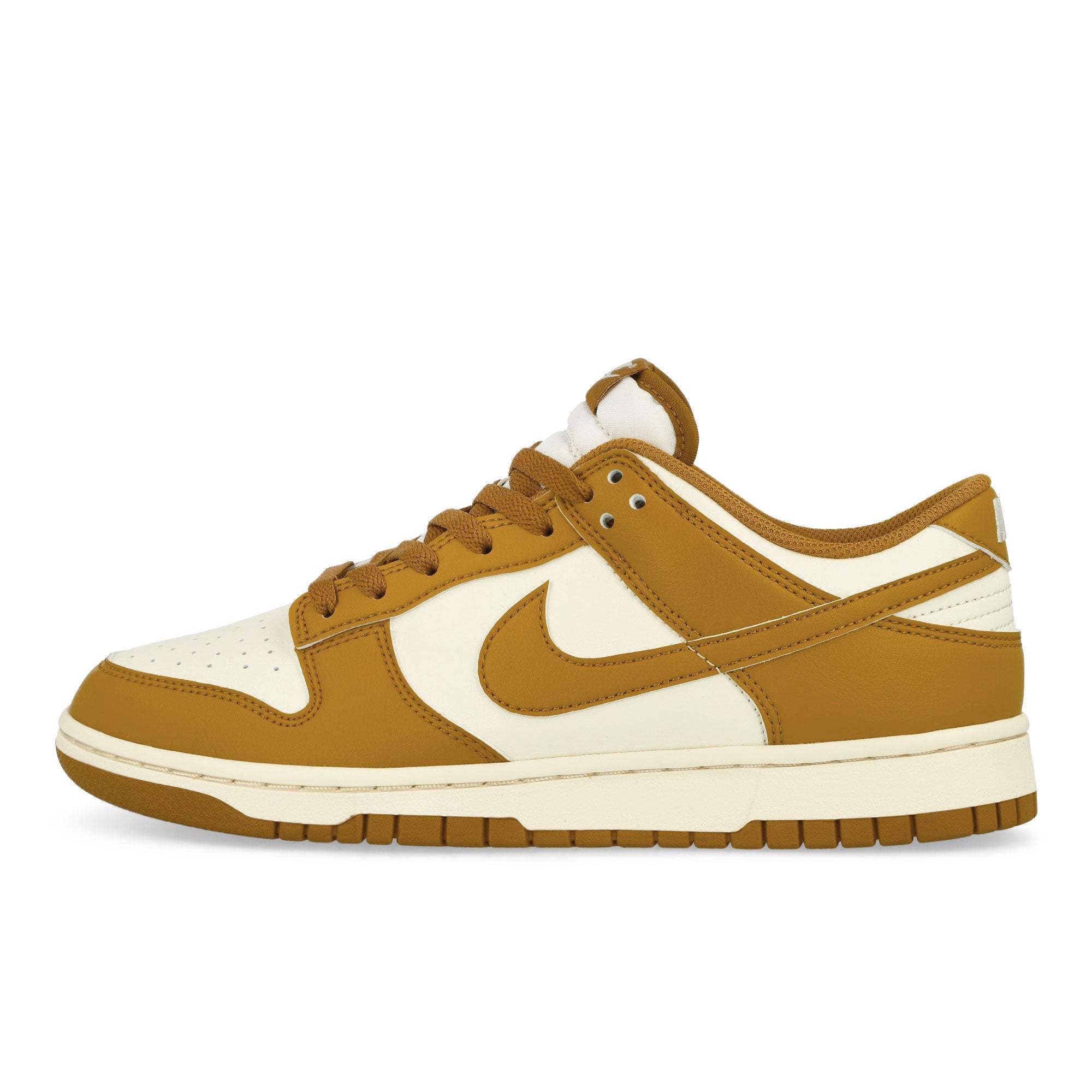 Nike<br>Dunk Low Retro