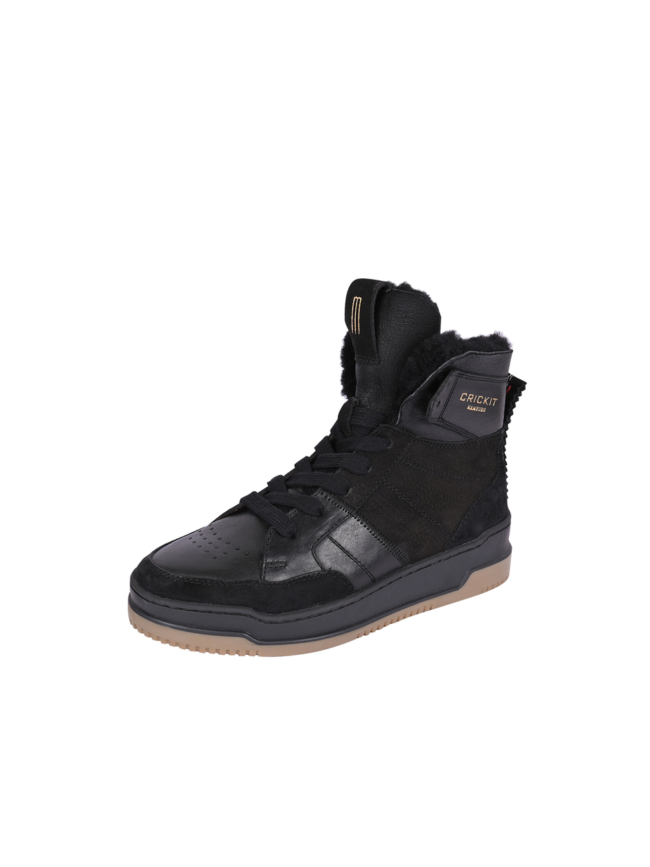 SNEAKER NAILA