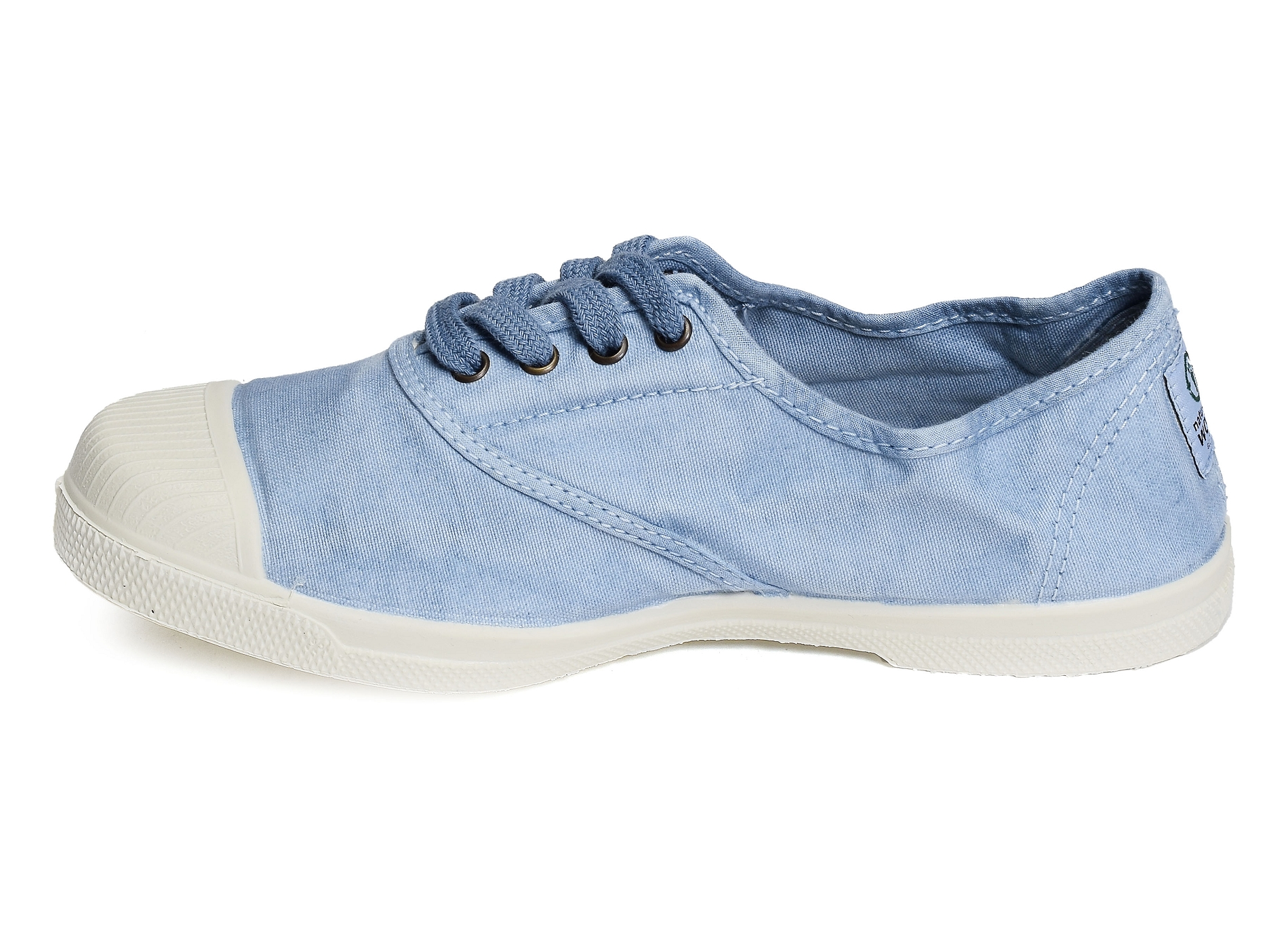 102 bleu ciel