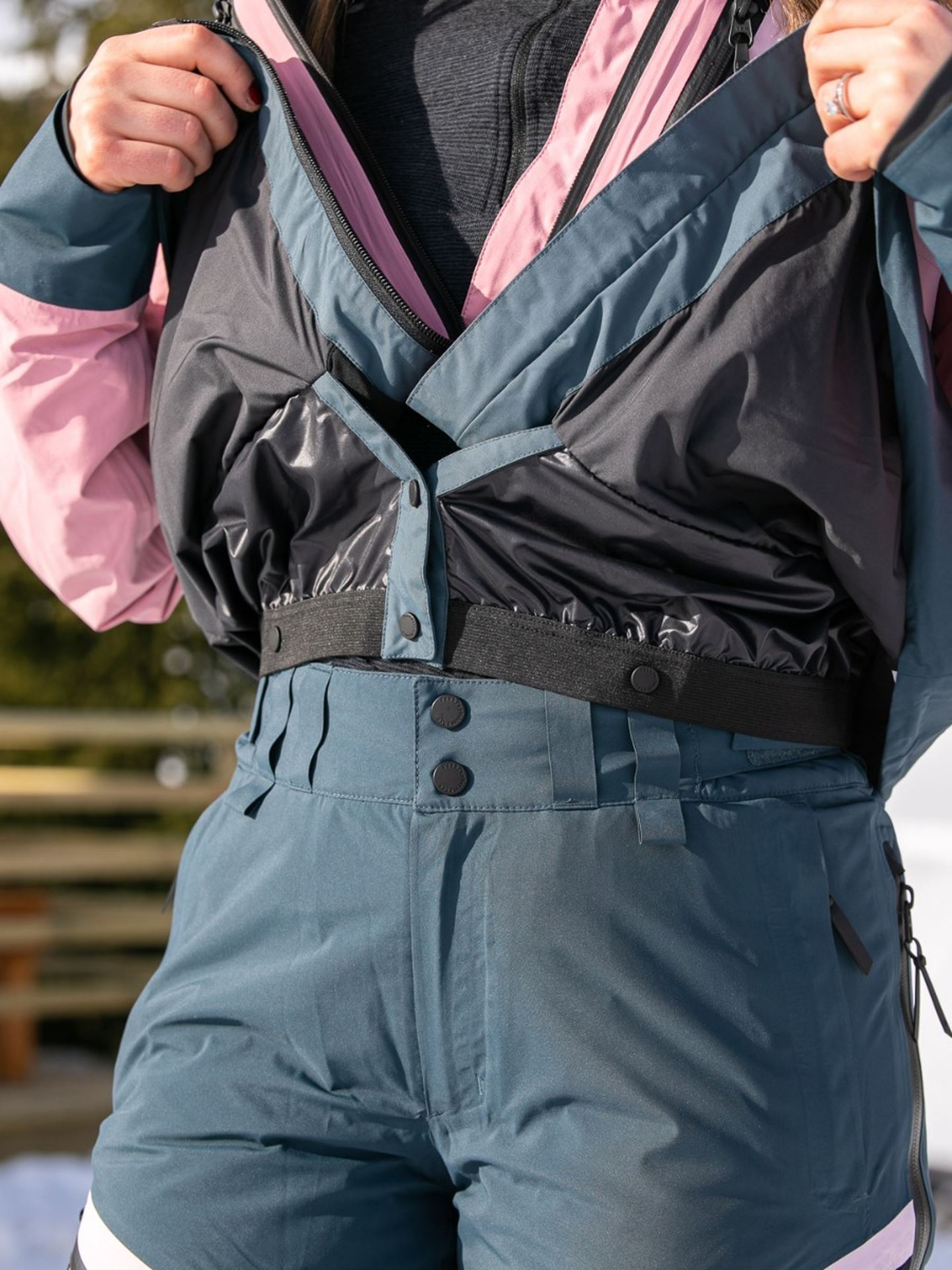 Gravity 2L Jacket