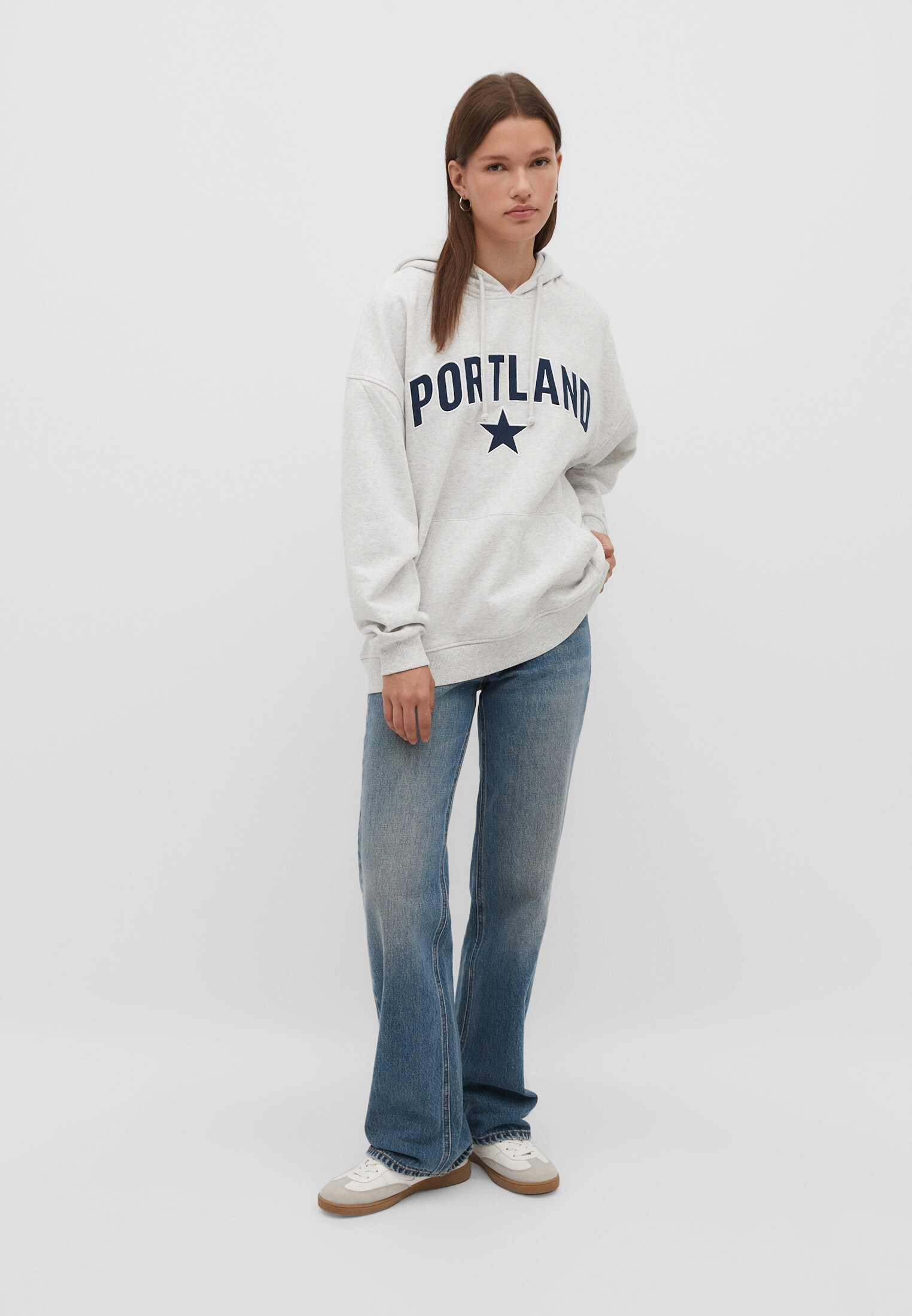 Moletom oversized com detalhe de patch