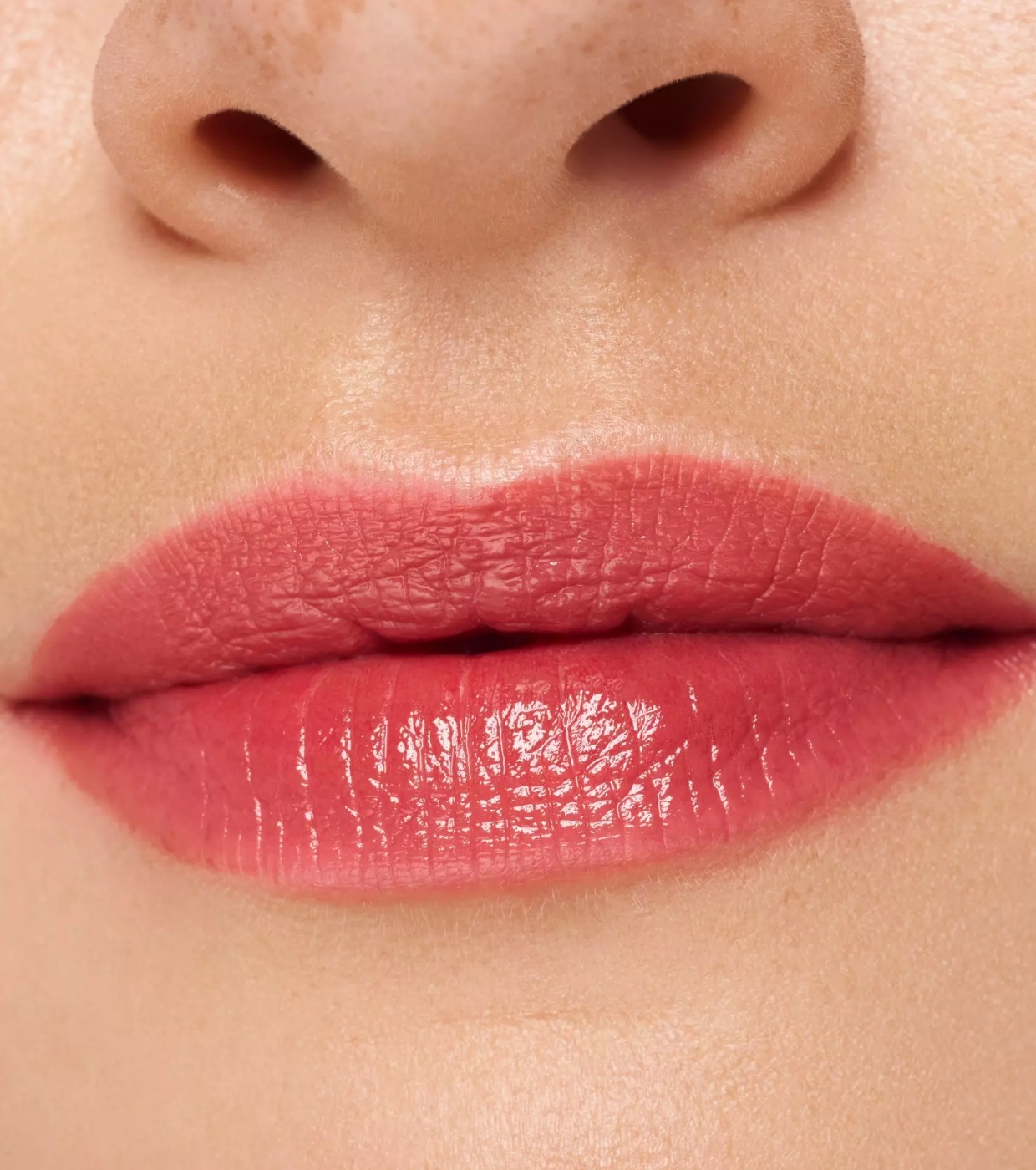 essence - Lip Tint Hydra Kiss - 01: Blushing Nude