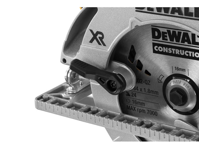 DEWALT Akku-Handkreissäge DCS572NT 18 V, Solo Leistungsstarke XR 18 Volt Akku-Handkreissäge mit 58 mm hoher Schnitttiefe