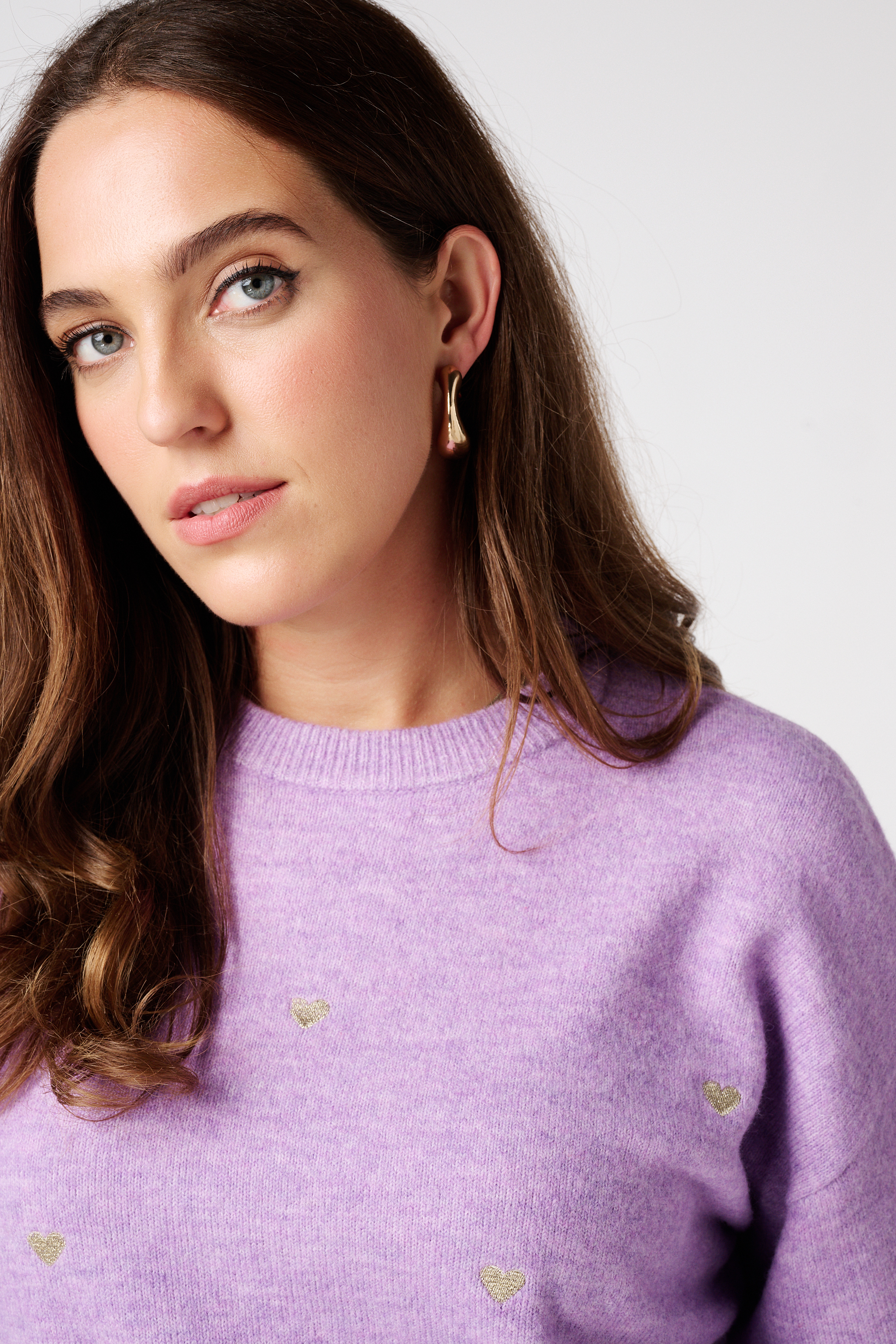 Fijn gebreide trui met geborduurde hartjes Multi lilac