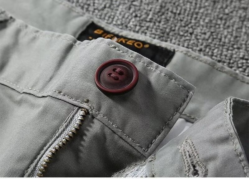 Craltuxe - Mid Rise Plain Shorts