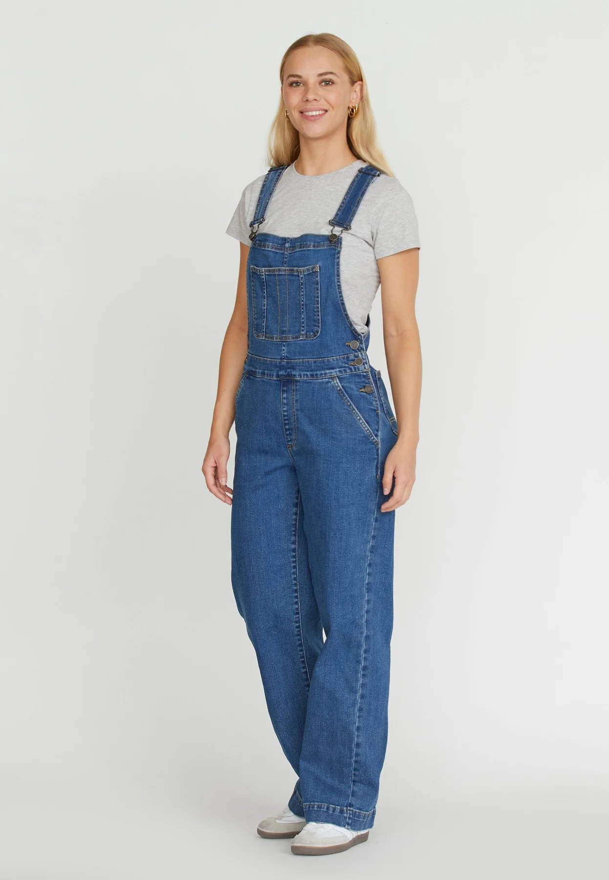 Sisters Point Onea-Overall 921 mid blue wash