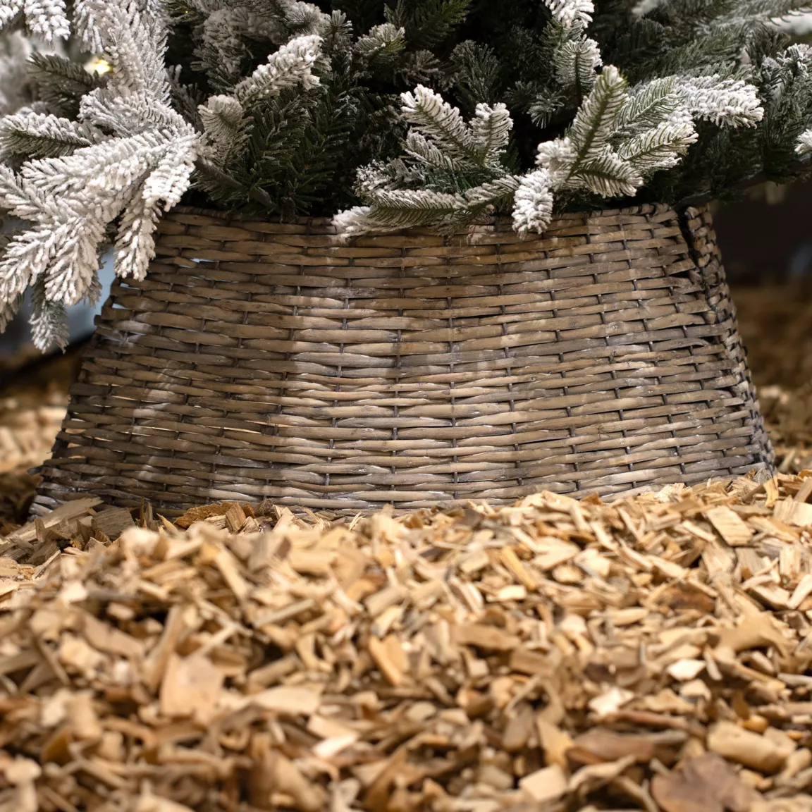 Cache pied de sapin en osier (D70 cm) Saule tressé Gris vieilli
