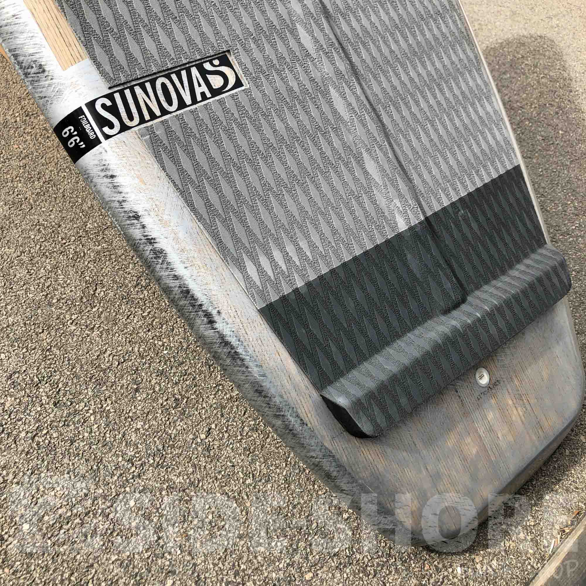 Sunova Foilboard XXX - Twin Us Box 5'10