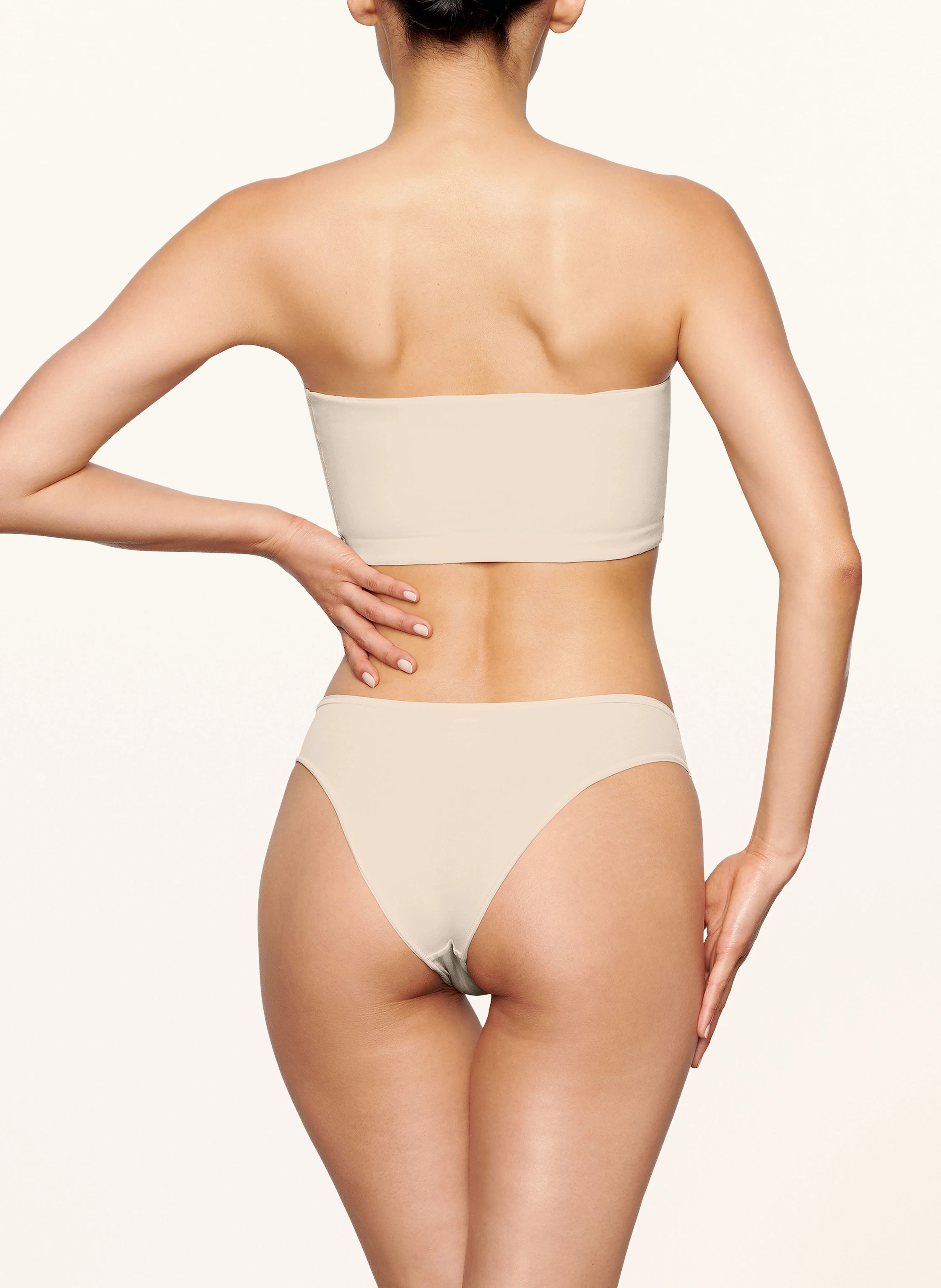 SKIMS Slip FITS EVERYBODY
