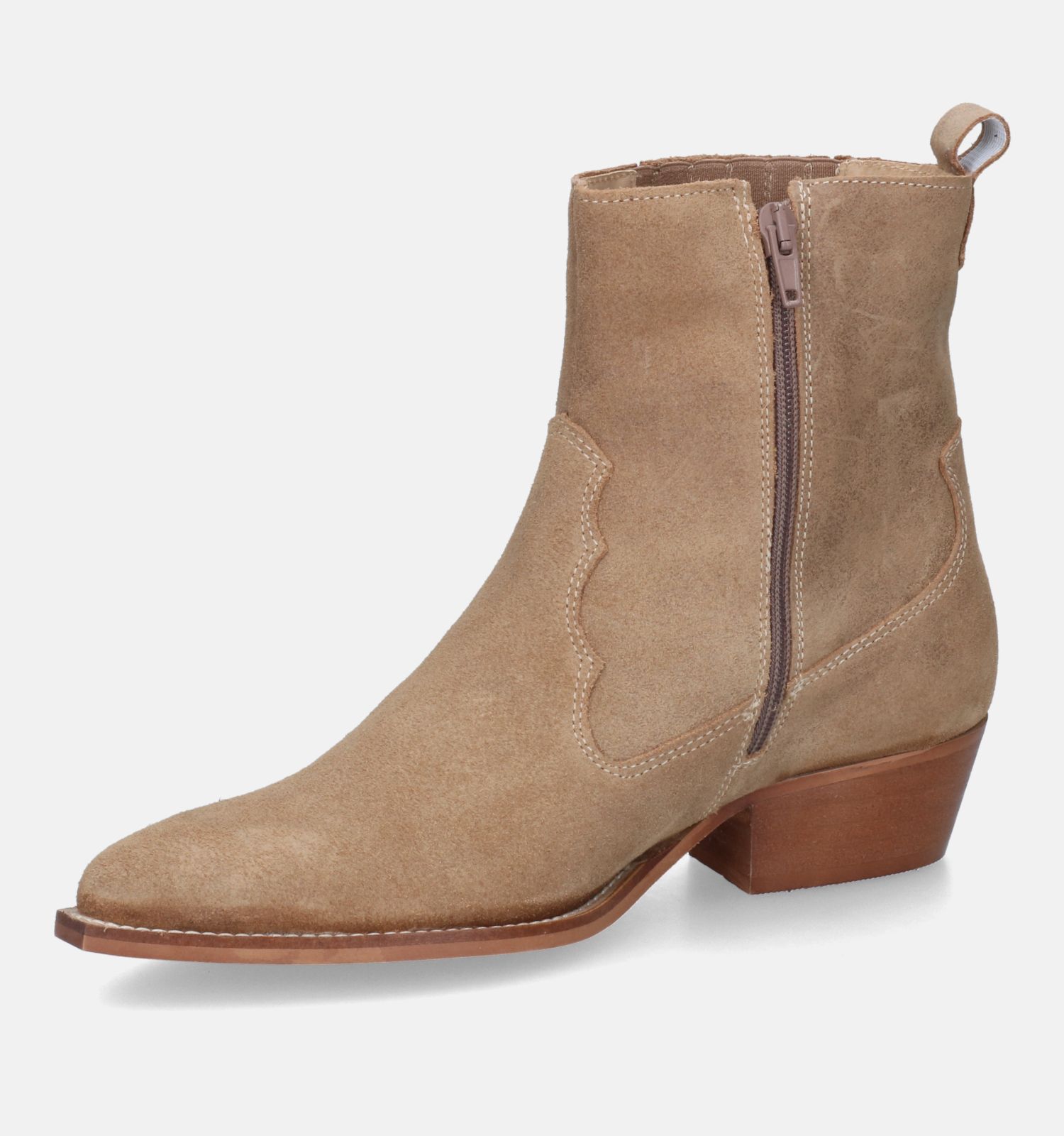 Cowboy boots cognac