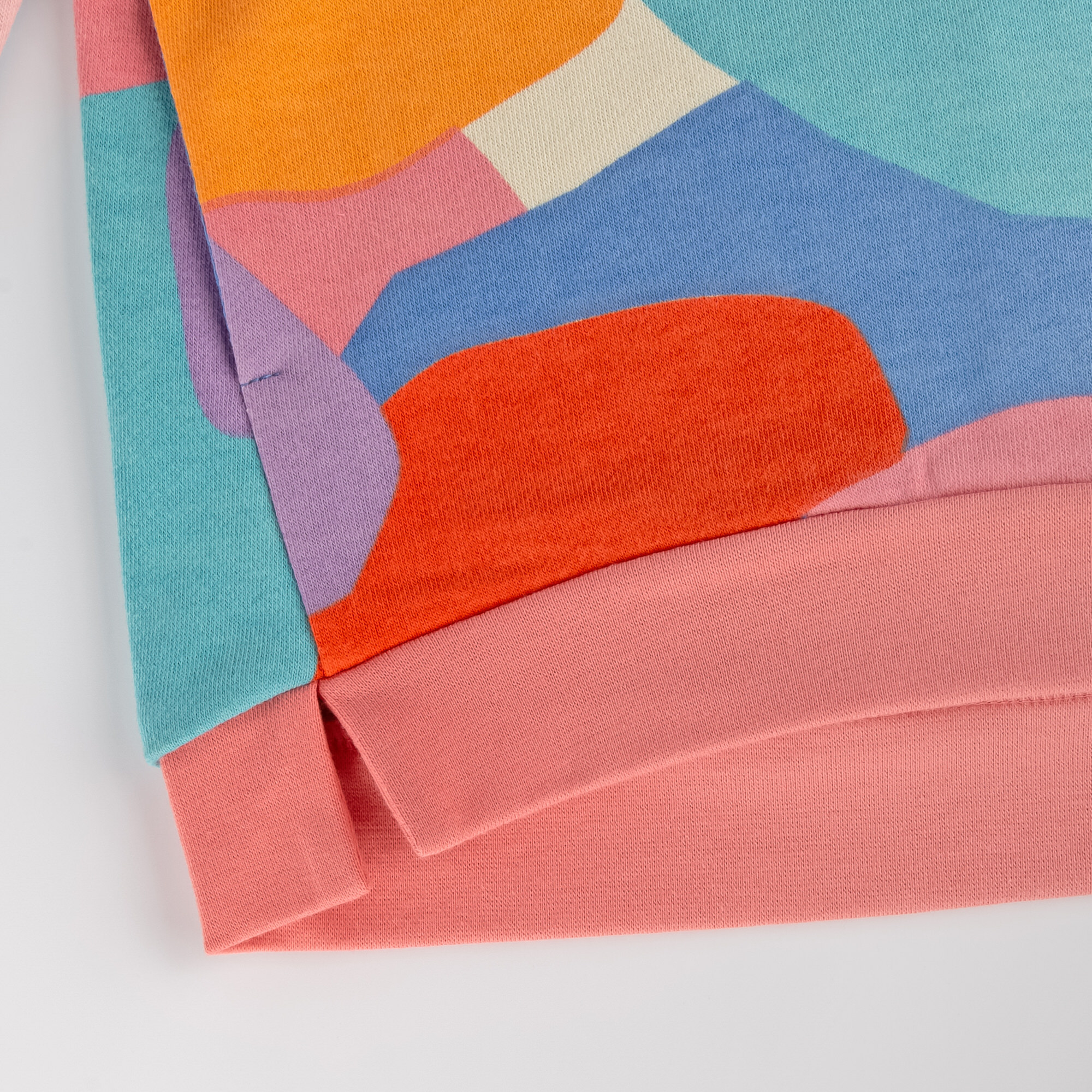 Sweatshirt M - SKATING FLAMINGO PATTERN in bunt