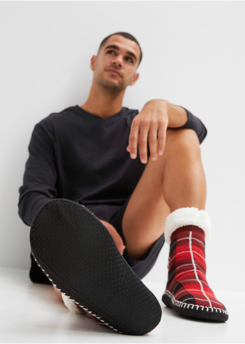 Chaussettes d'intérieur avec semelle antiglisse et doublure peluche