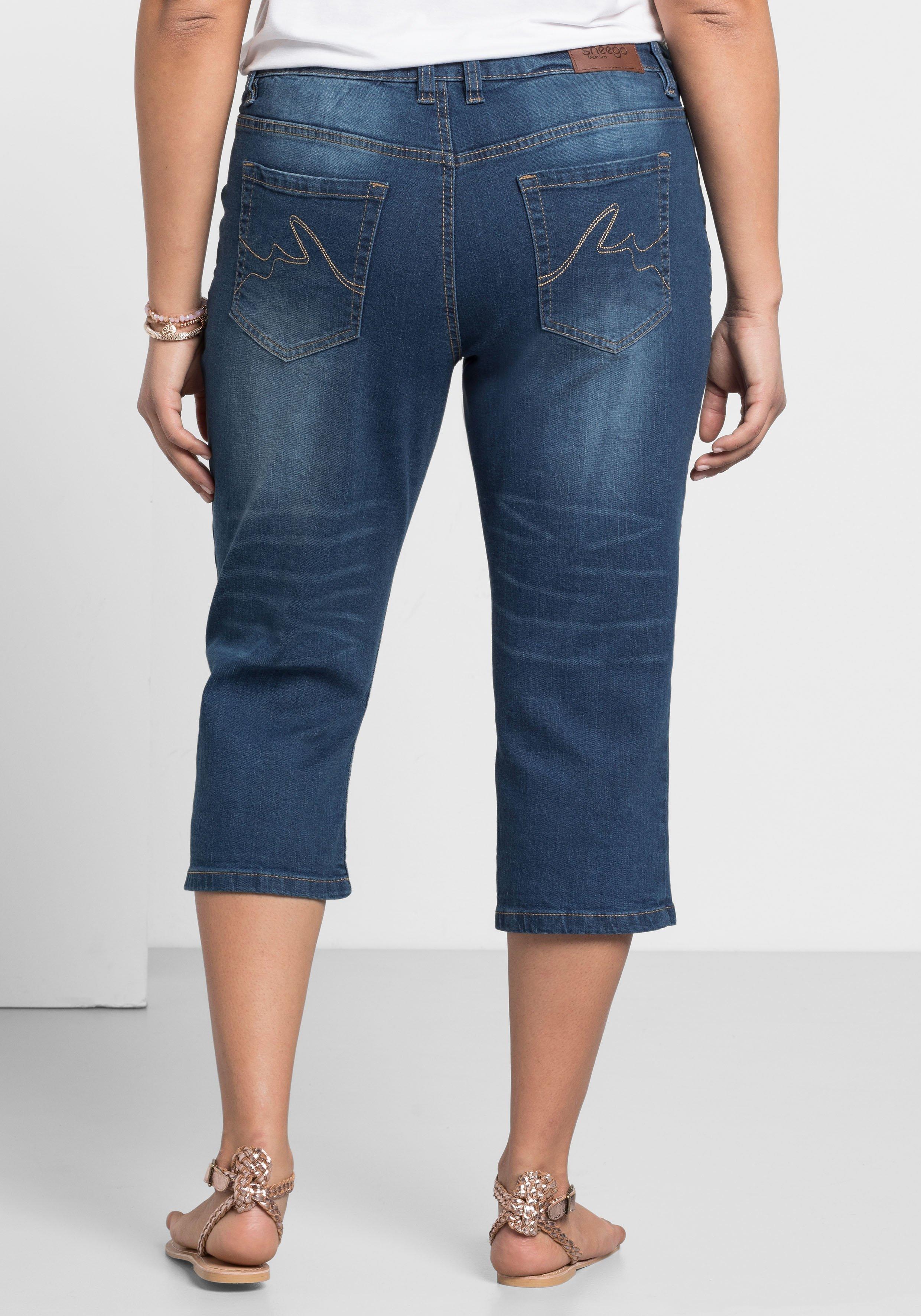 Schmale Caprijeans mit Used-Effekten
