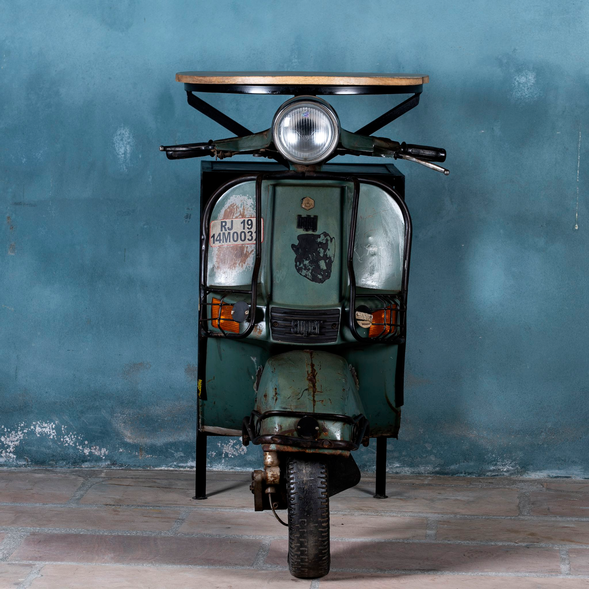 Bartafel old scooter Alisha #1