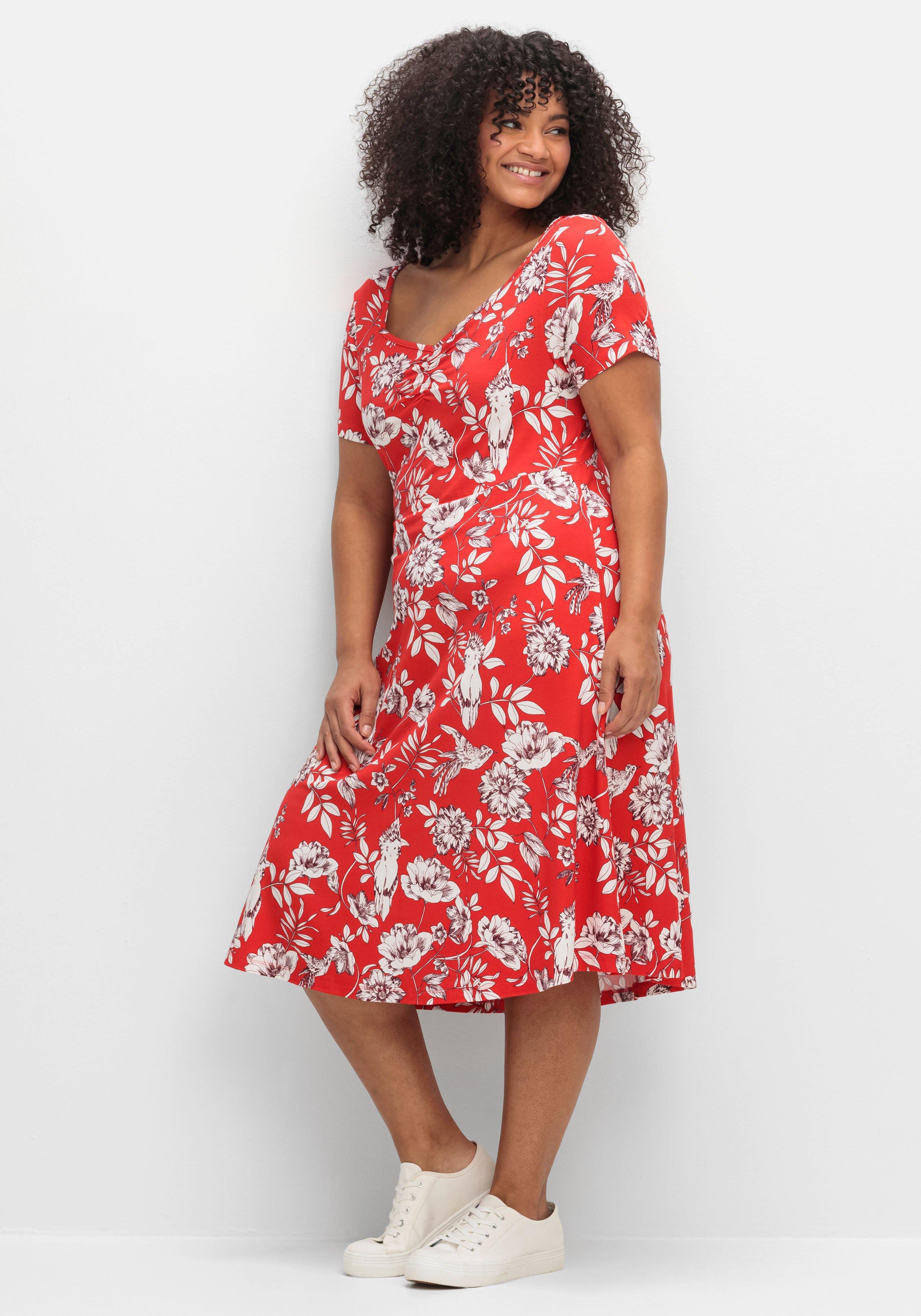 Jerseykleid mit Blumendruck und Herzausschnitt
