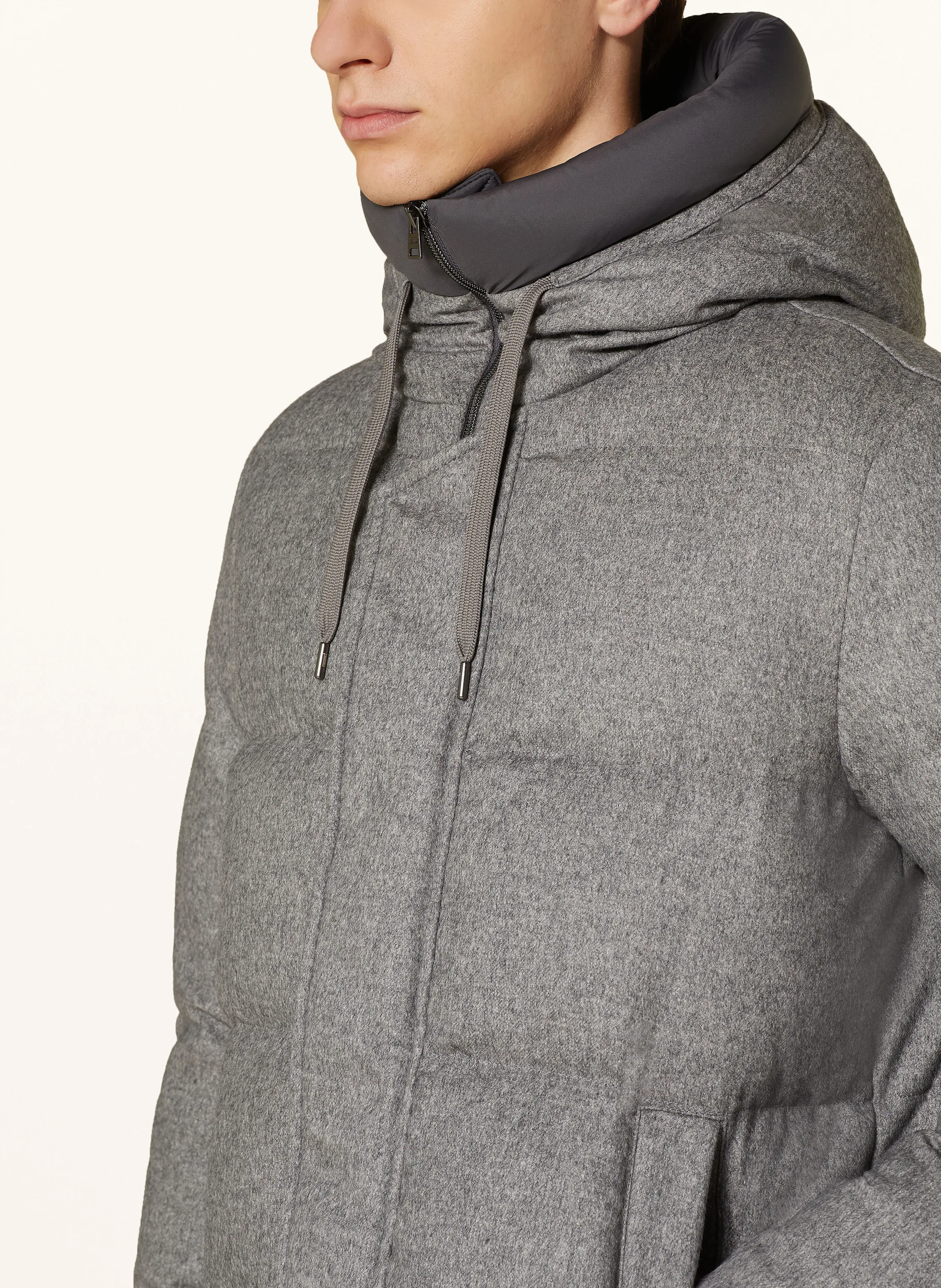 HERNO Daunenjacke mit Seide und Casmere
