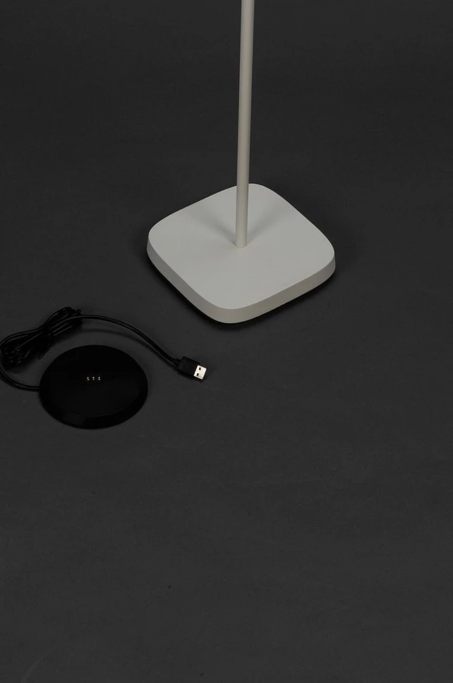NICE gulvlampe oppladbar utendørs