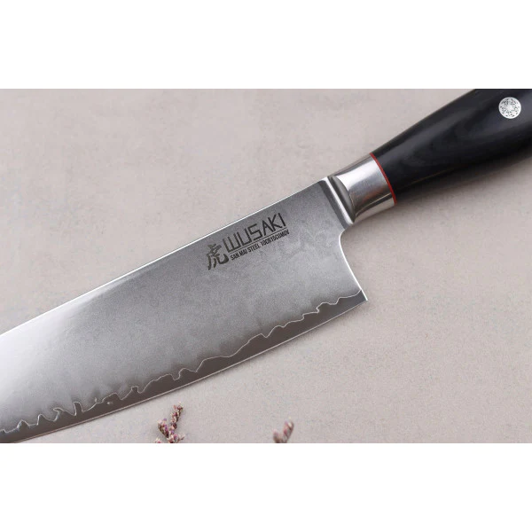 Couteau modèle chef Wusaki Fujiko Black 20cm manche en pakka Wusaki