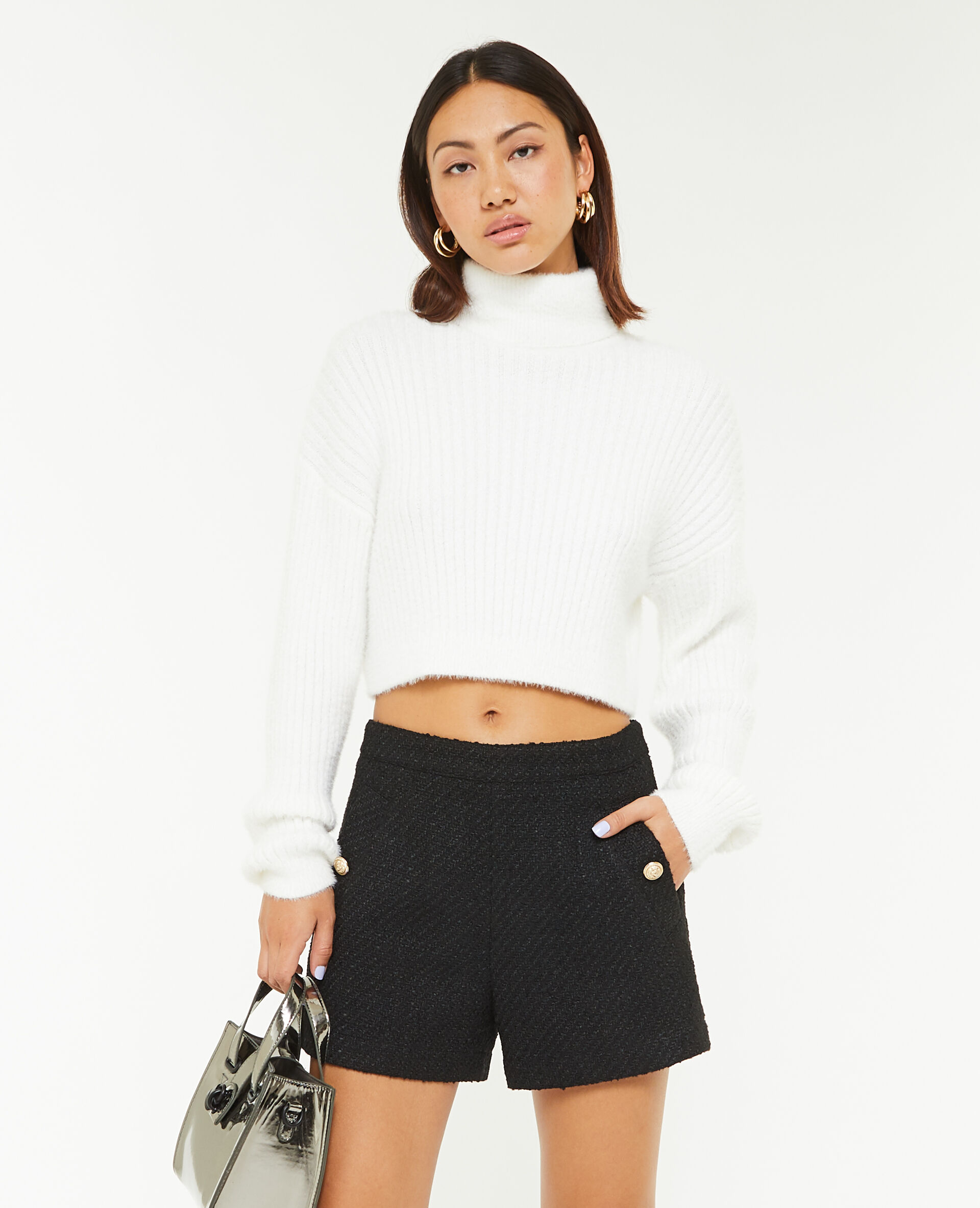 Pull court col roulé en maille fluffy - Blanc