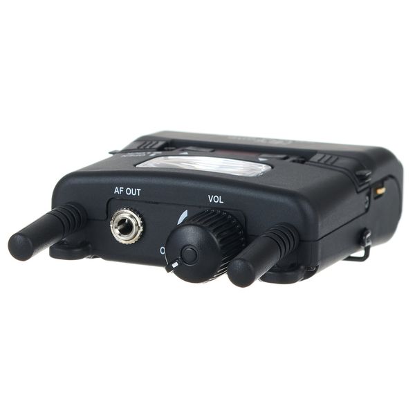 the t.bone IEM D2.4 IE 100 Pro Set
