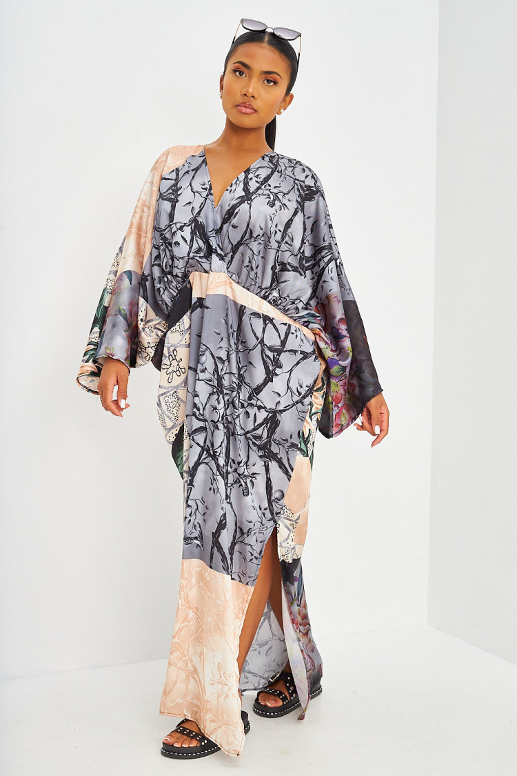 Robe maxi à imprimé végétal style patchwork beige et noir