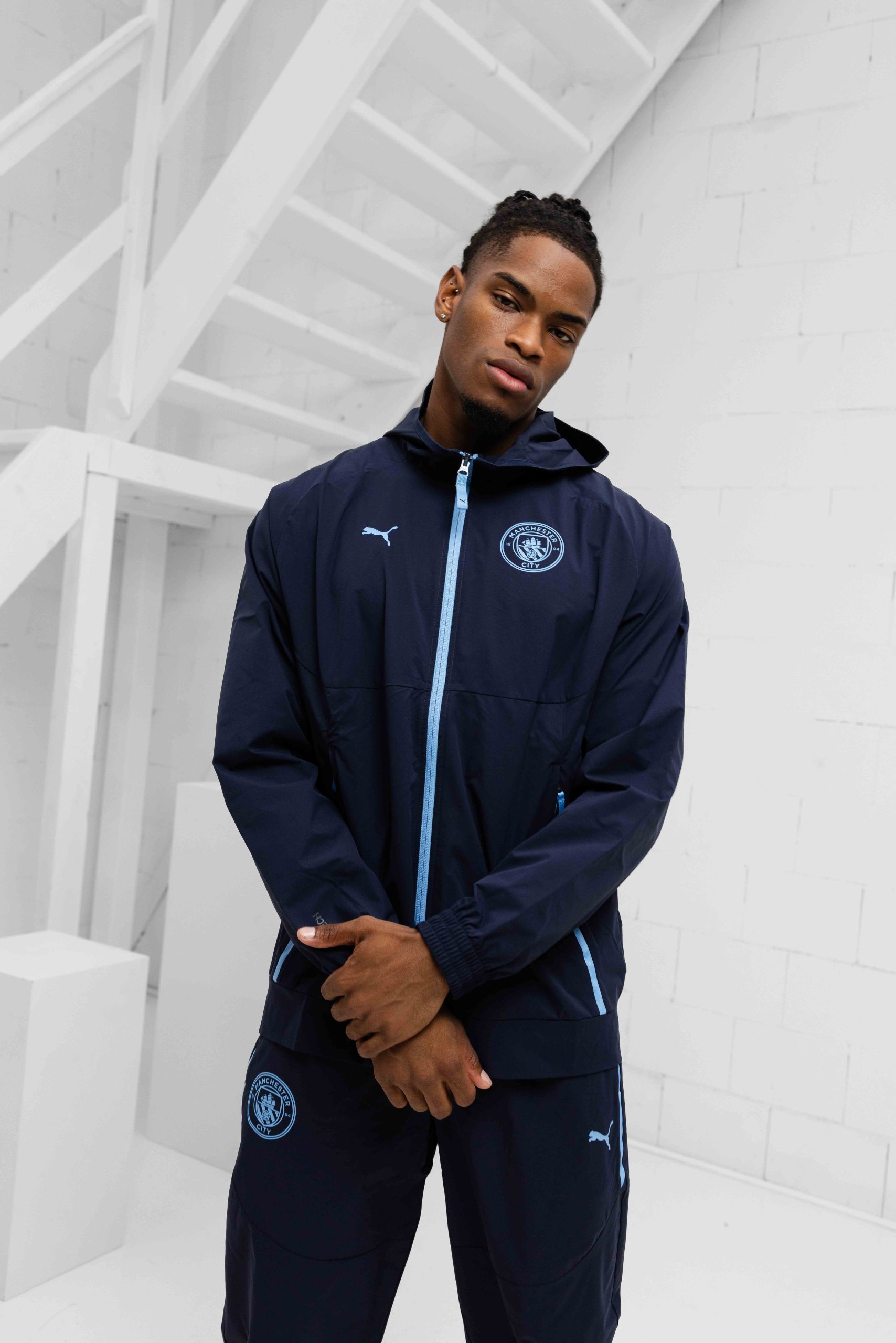Manchester City Tech Woven Trainingspak Senior 2025/2026 Donkerblauw