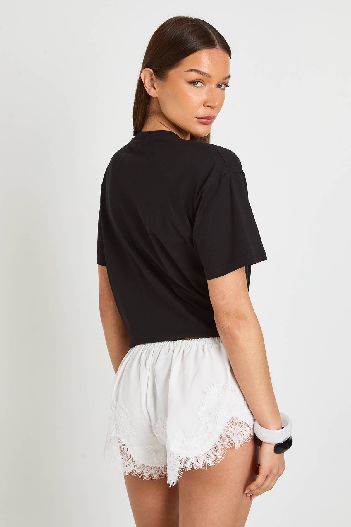 boohoo Short Ample En Popeline Avec Finitions En Dentelle