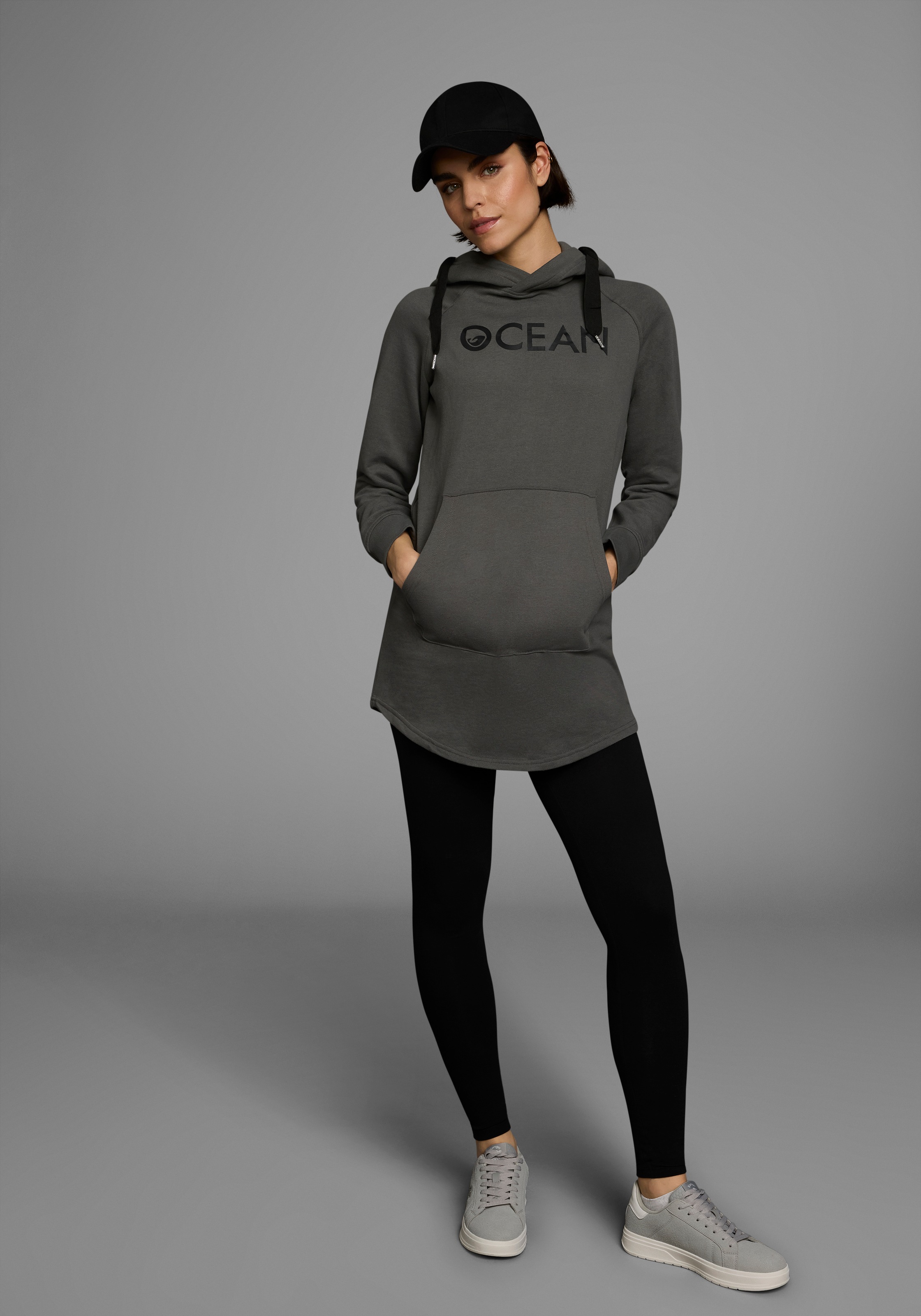 Ocean Sportswear Jogginganzug »Essentials Joggingsuit«, 2 Stk. Extralanges Kapuzensweatshirt & Leggings im 2‑teiligen Set