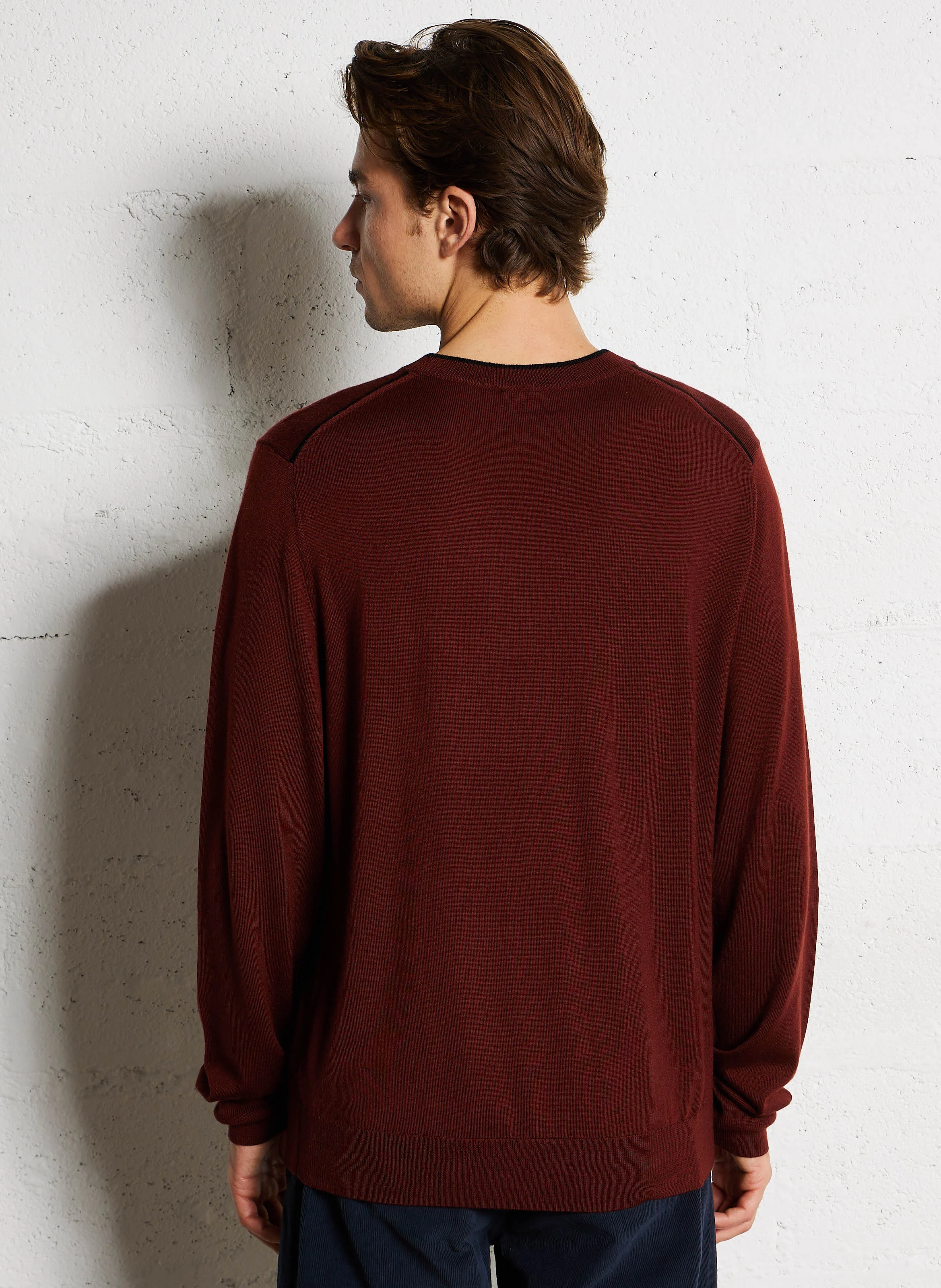 Pull regular col rond en laine| Rouge