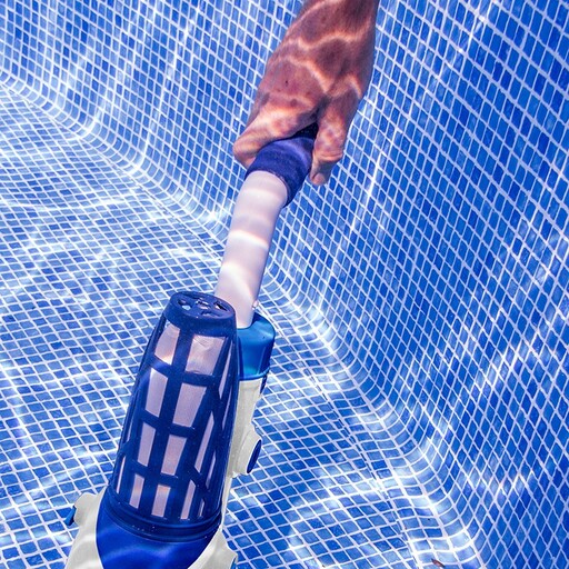 Limpadores de piscina elétricos movidos a bateria