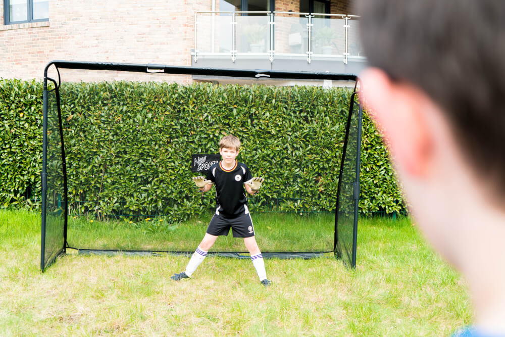 New Sports Fußballtor mit engmaschigem Netz, 300x200x90 cm