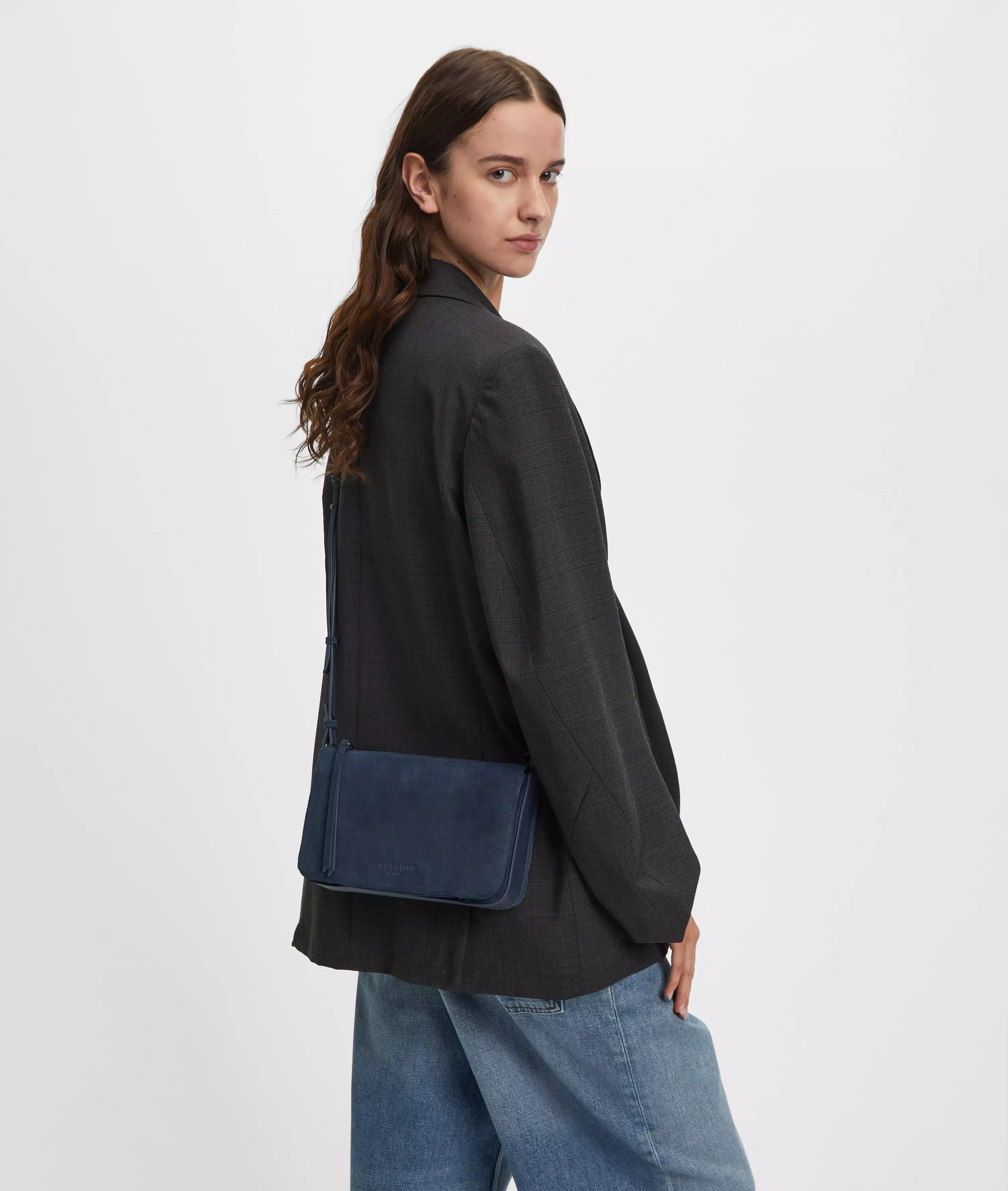 Crossbody Handy shoulder bag made from soft suede