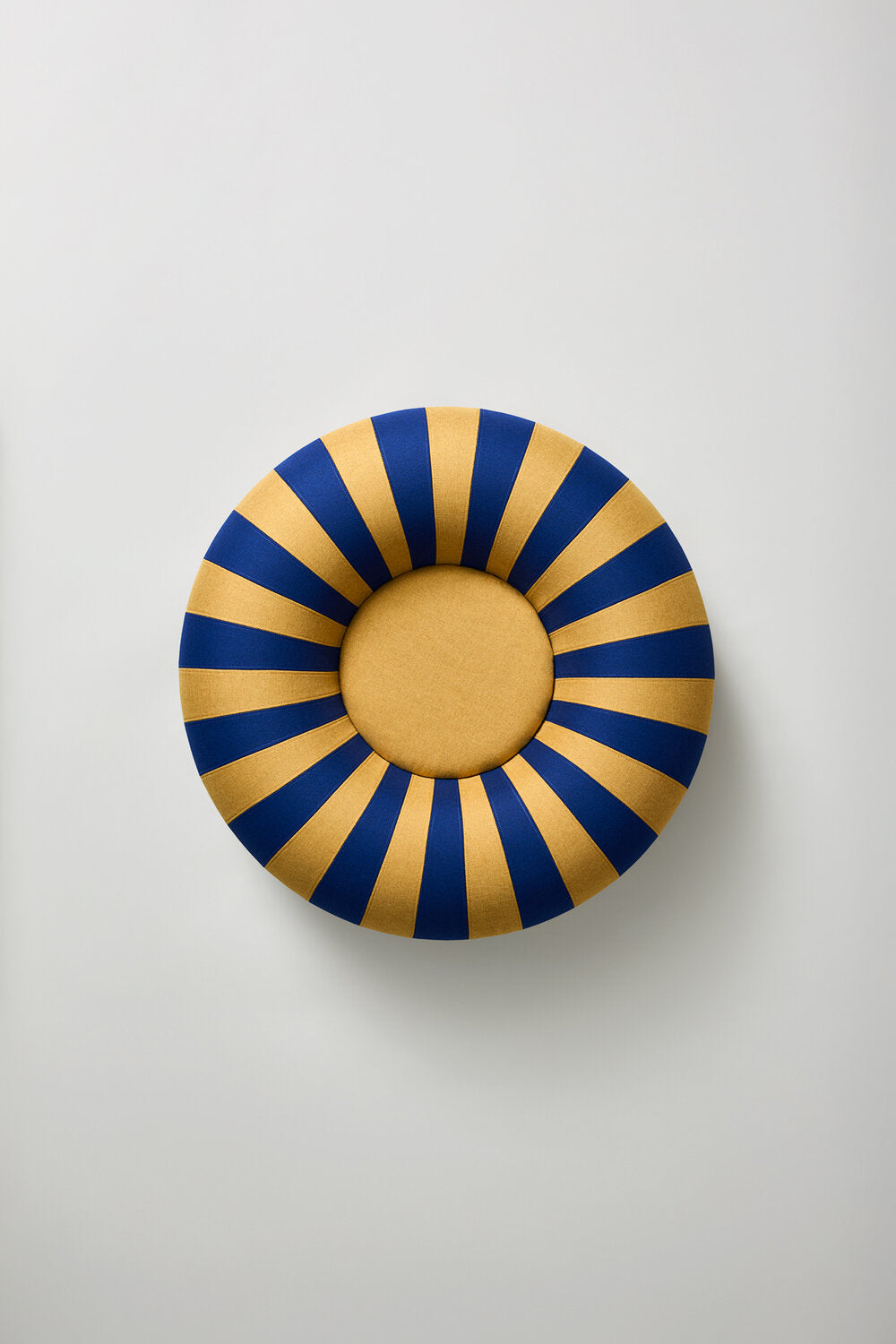 Studio About  Float puf, Dark Blue/Ochre - 25x80 cm.