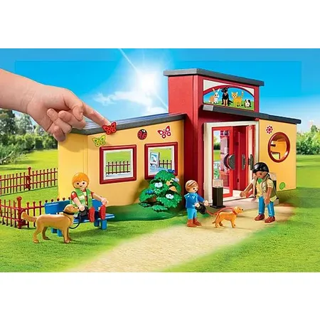 PLAYMOBIL® 71599 my Life - Tierhotel 'Pfötchen' (50 Jahre PLAYMOBIL®)