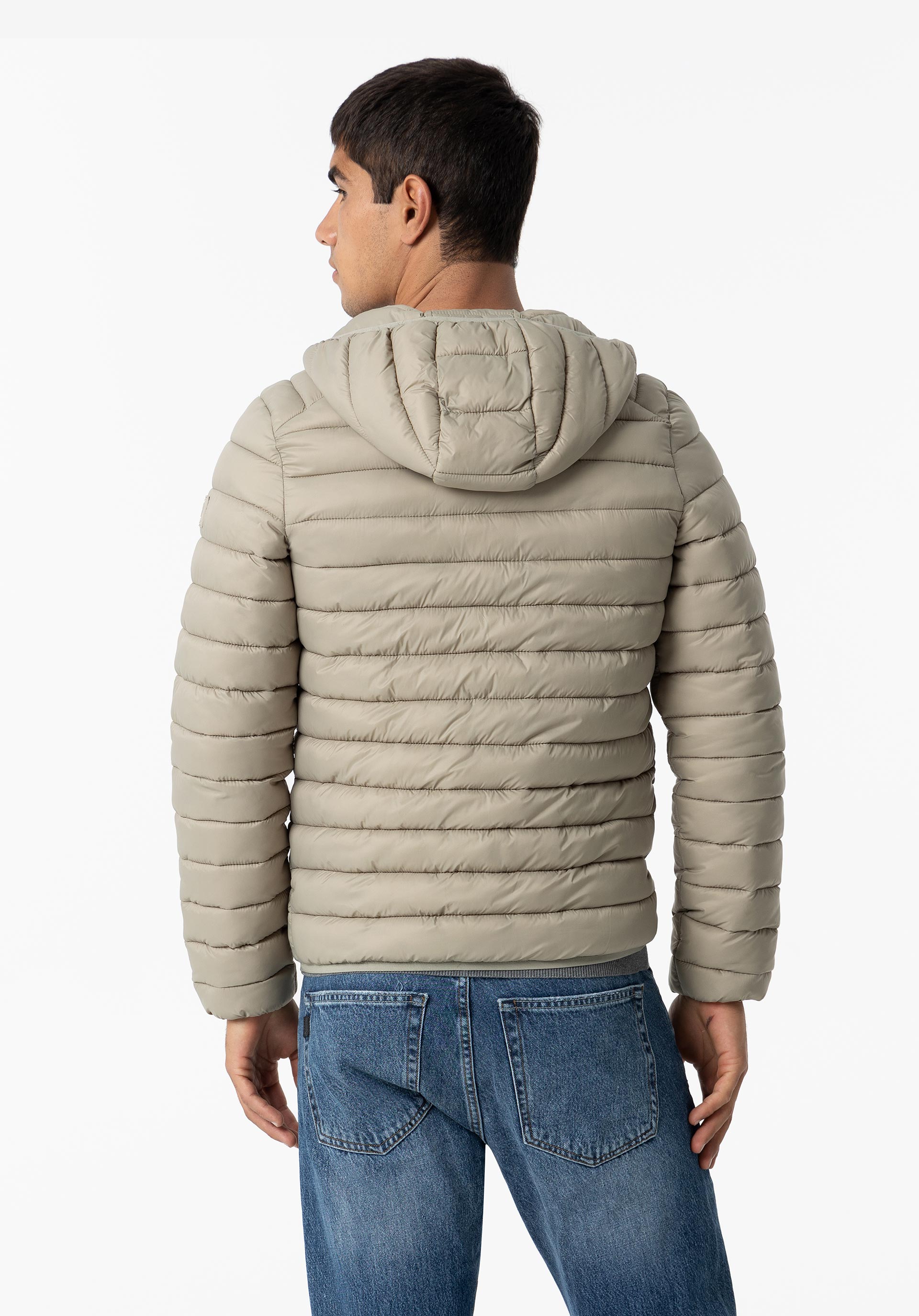 Casaco Acolchoado Ultra Light com Capuz